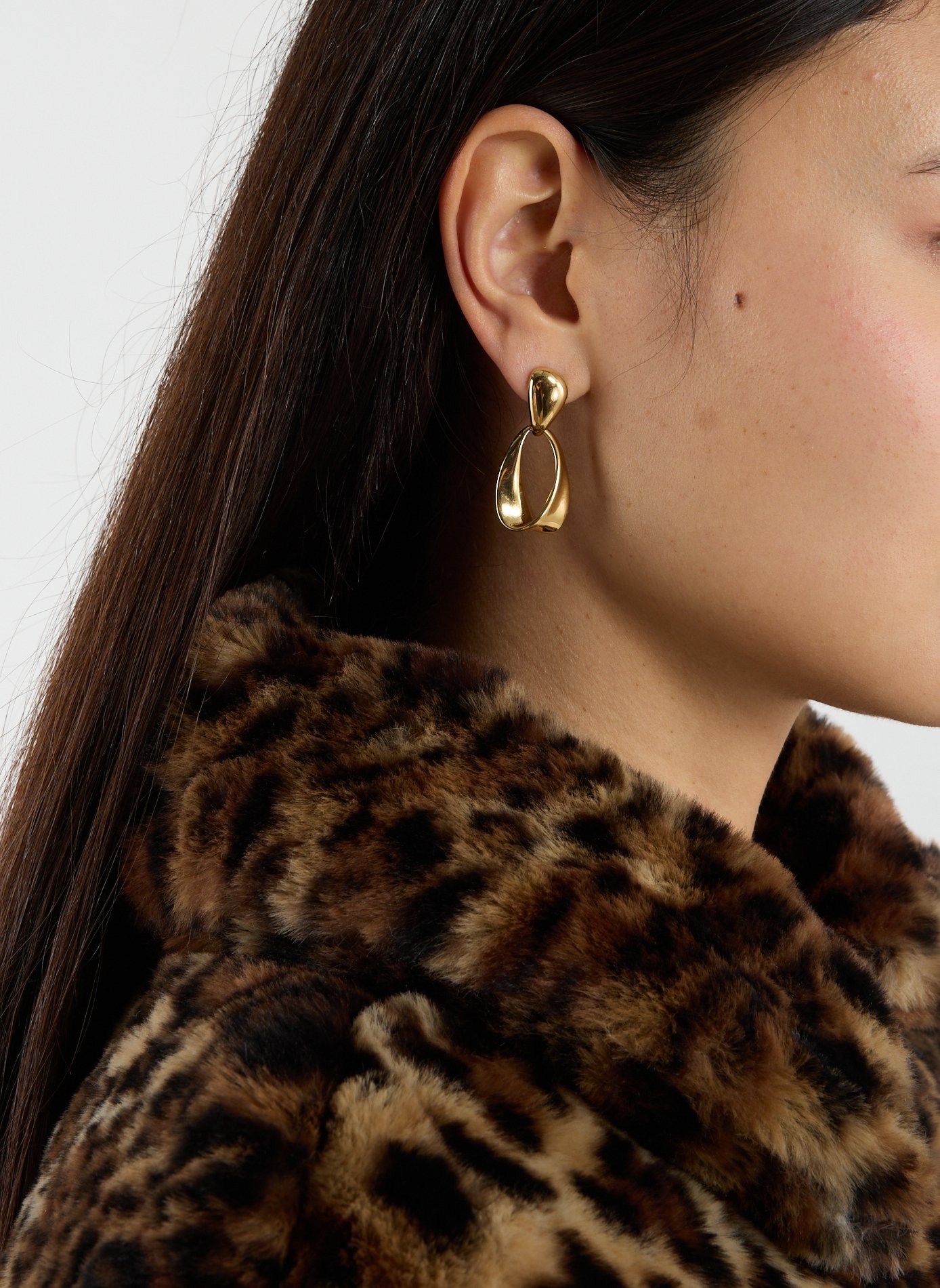 AU PRINTEMPS PARIS Boucle d'oreilles pendantes  Doré