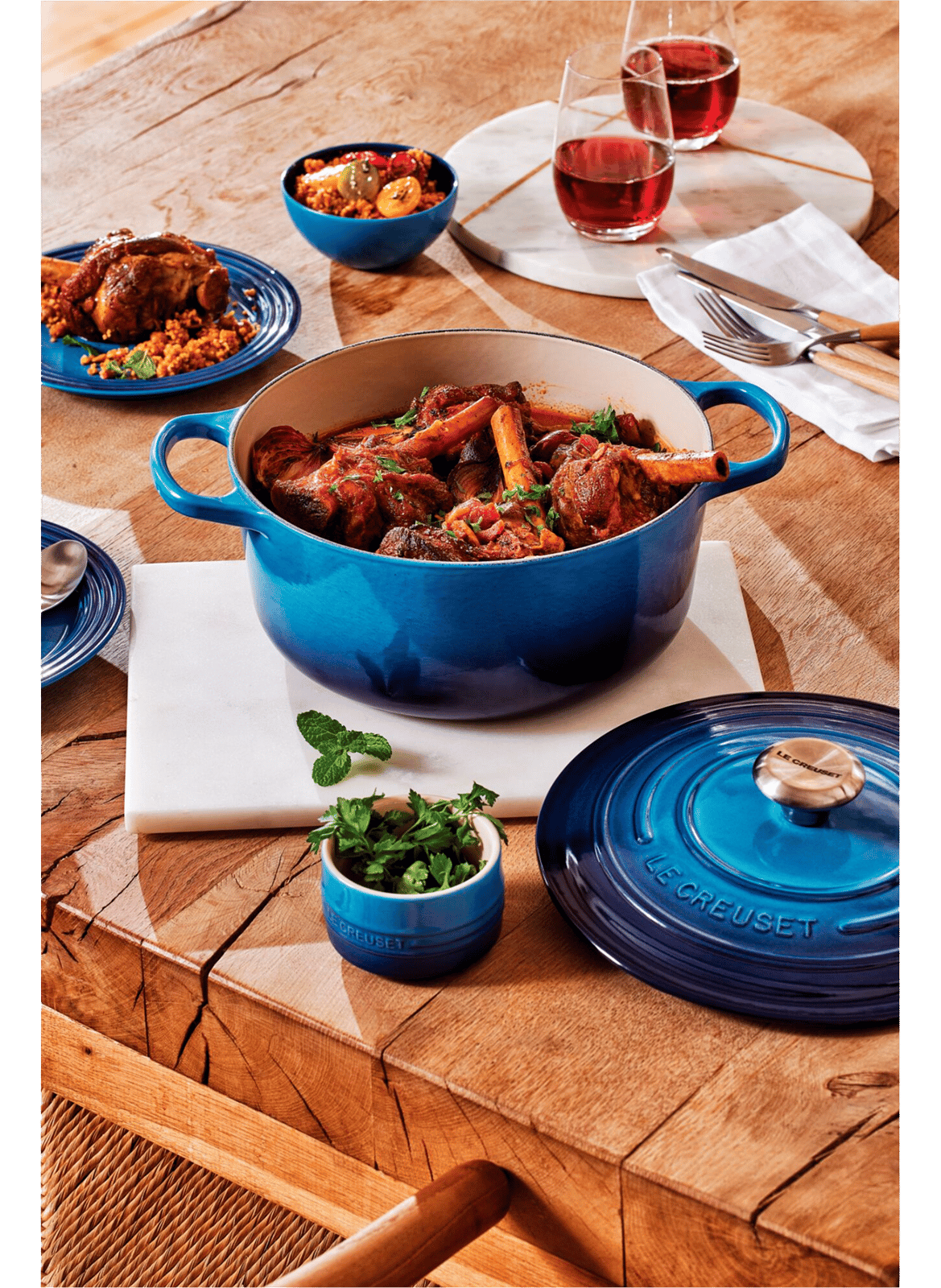 Runde emaillierte Gusseisen-Cocotte LE CREUSET Blau