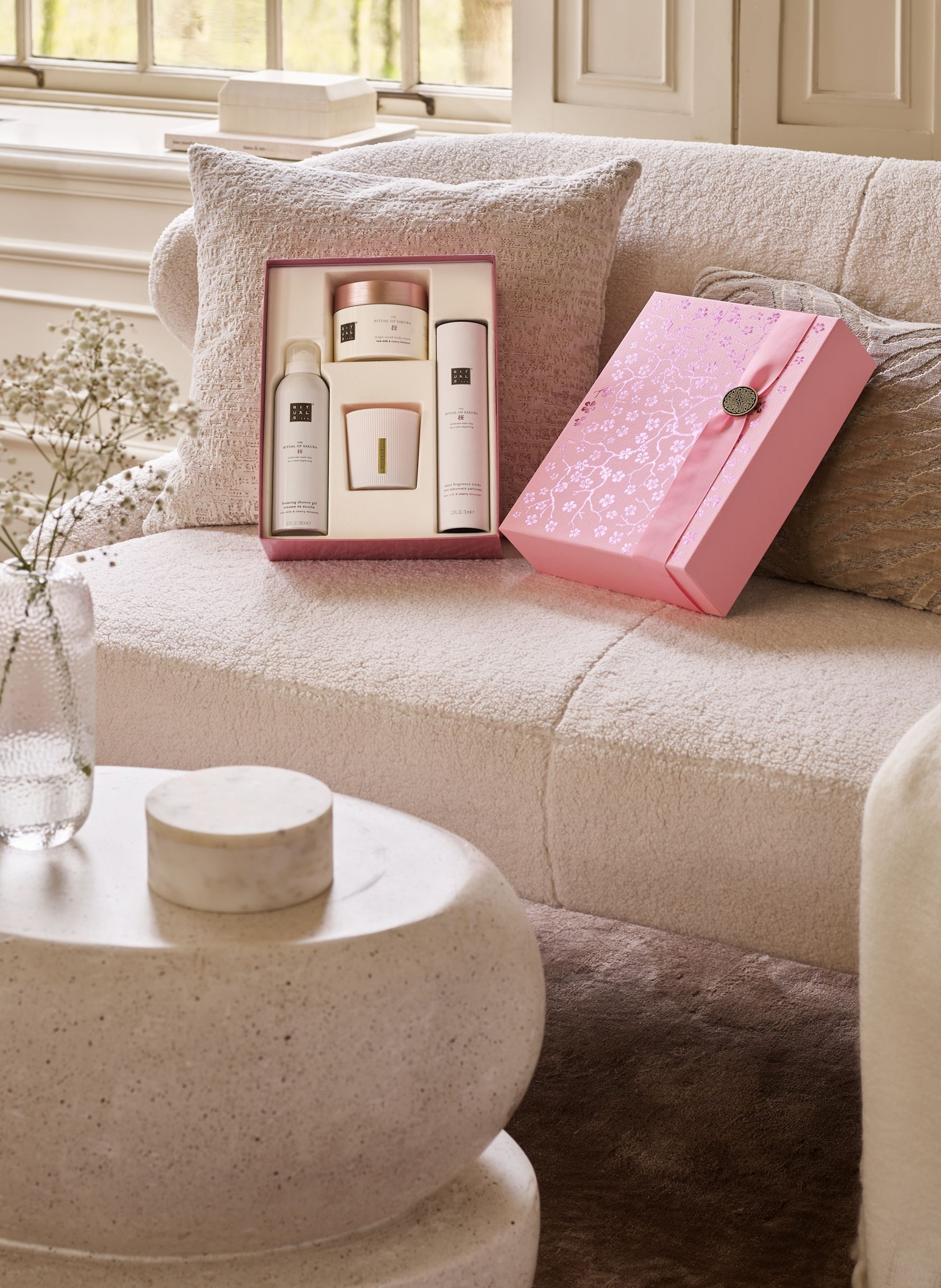 The Ritual of Sakura - Coffret Corps, Bain & Maison RITUALS No color