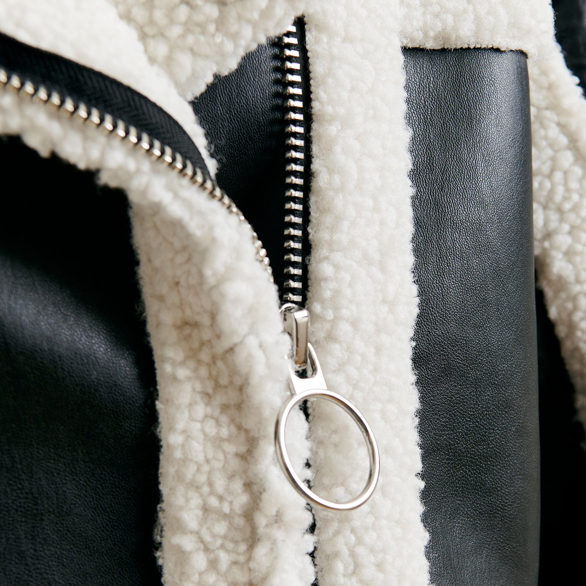 Veste col tailleur en shearling ifie ESSENTIEL ANTWERP Noir