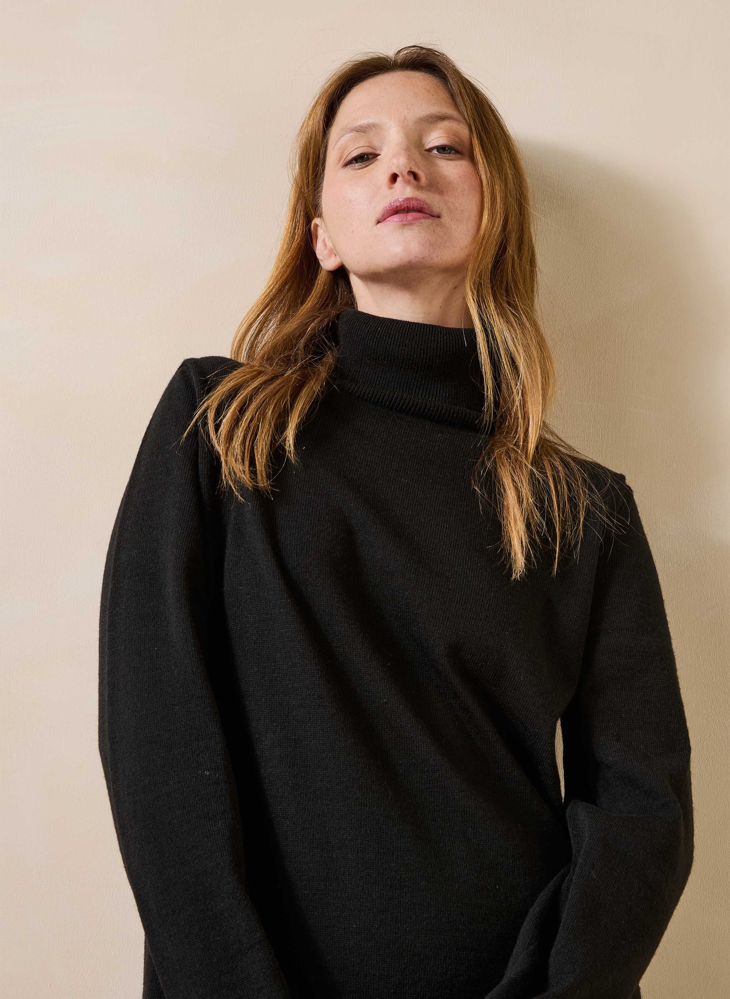 Korte jurk met colletje LA FEE MARABOUTEE Zwart