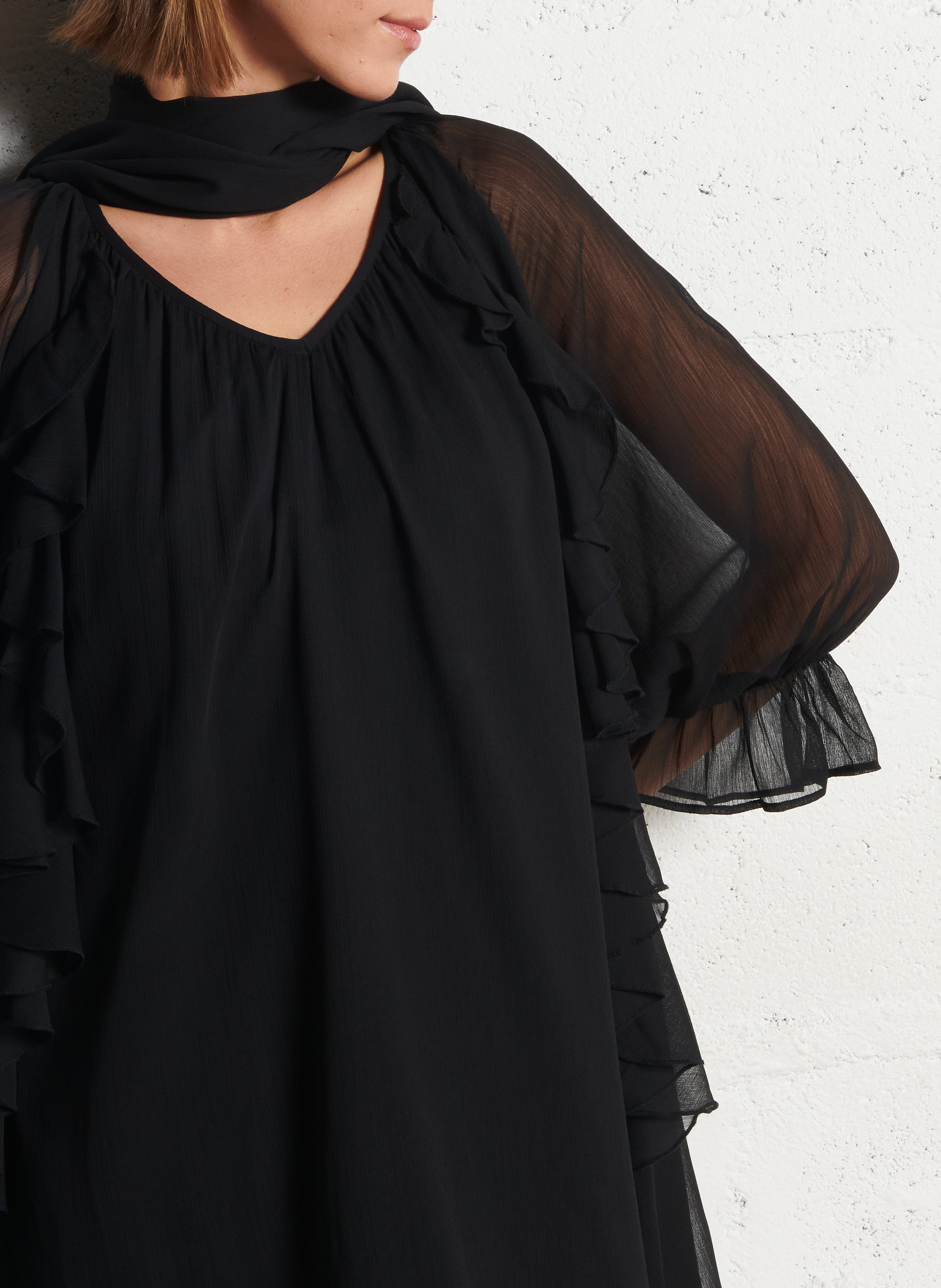 Robe courte col v IKKS Noir