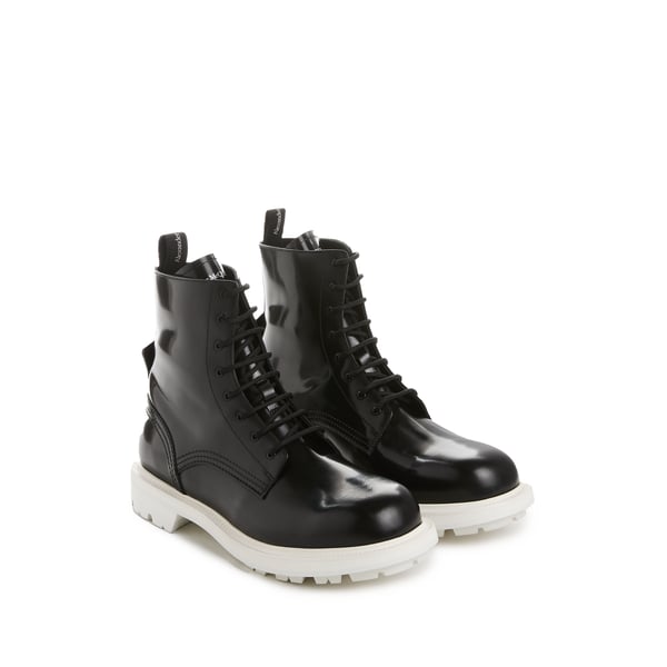 Bottines en cuir brillant