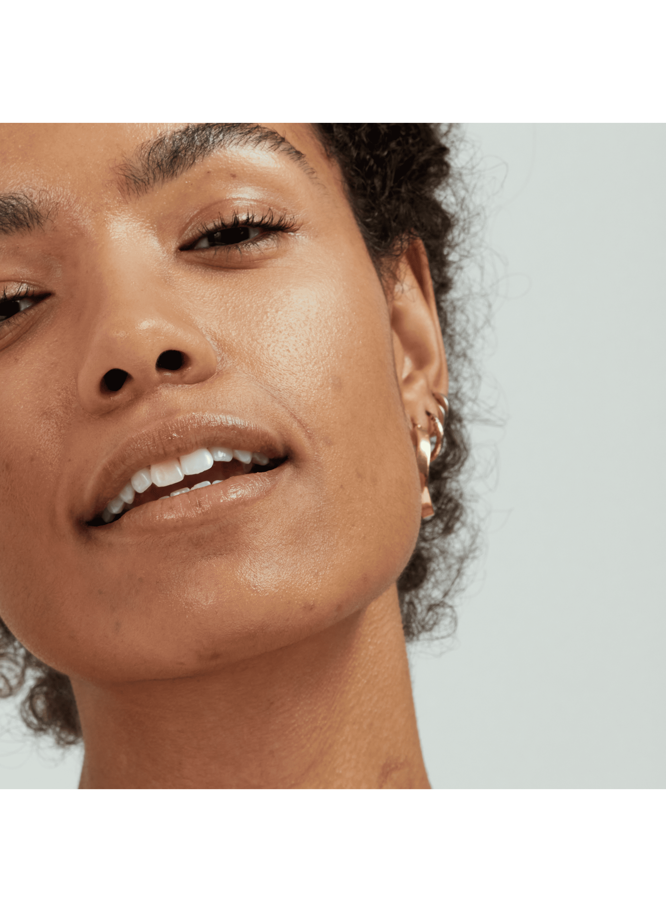 Virtuous Circle - Eco-Bead Face Scrub PAI No color