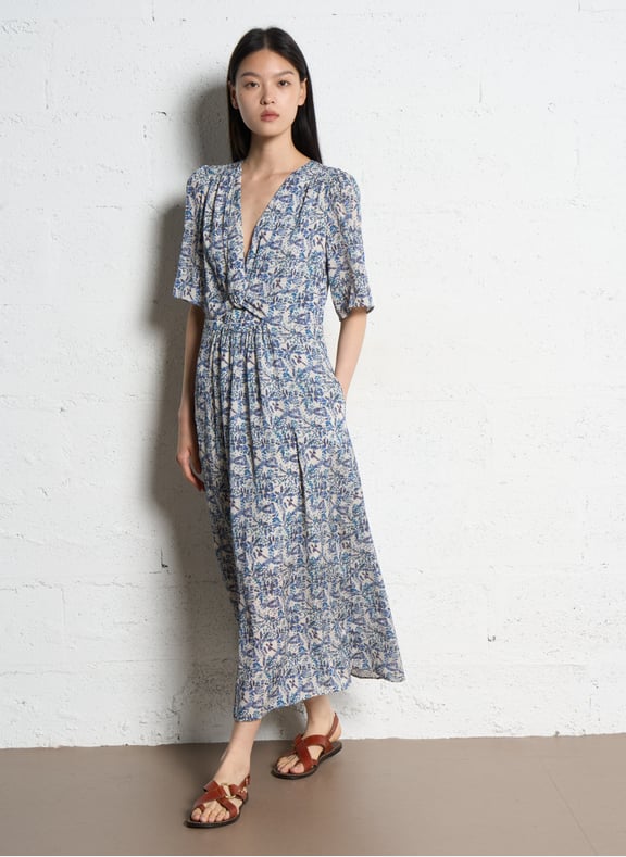 Robe midi col v imprimé love Bleu by MAISON 123 MAISON 123 Robe midi col v imprimé love Bleu