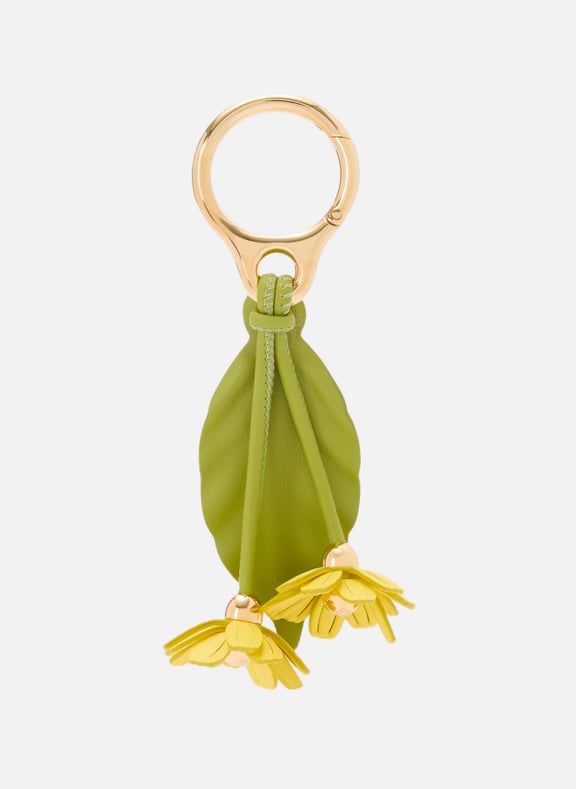Charm camomile flowers in calfskin Yellow by LOEWE LOEWE Charm camomile flowers in calfskin Yellow