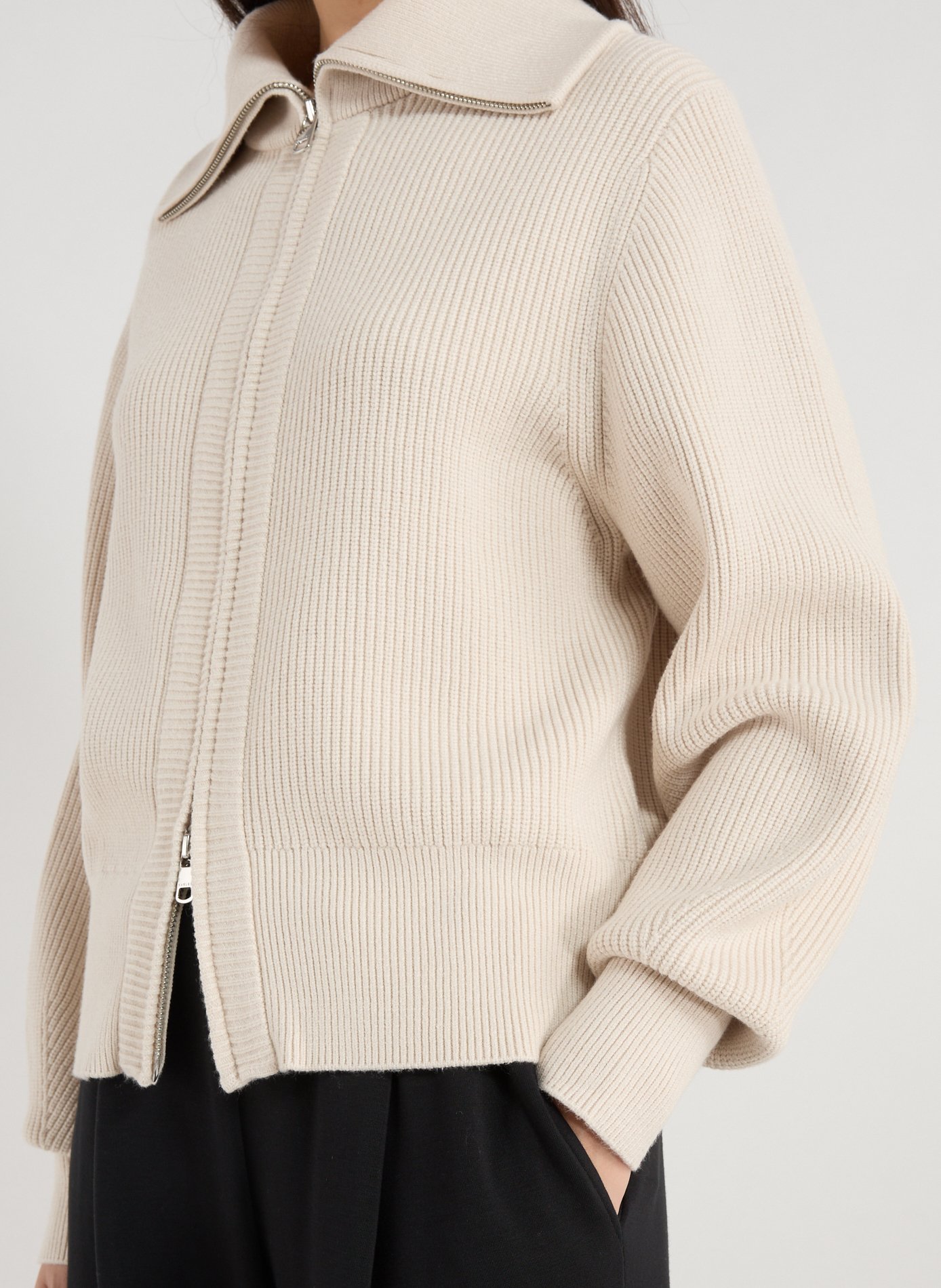 Ribbed turtleneck vest VARLEY Beige