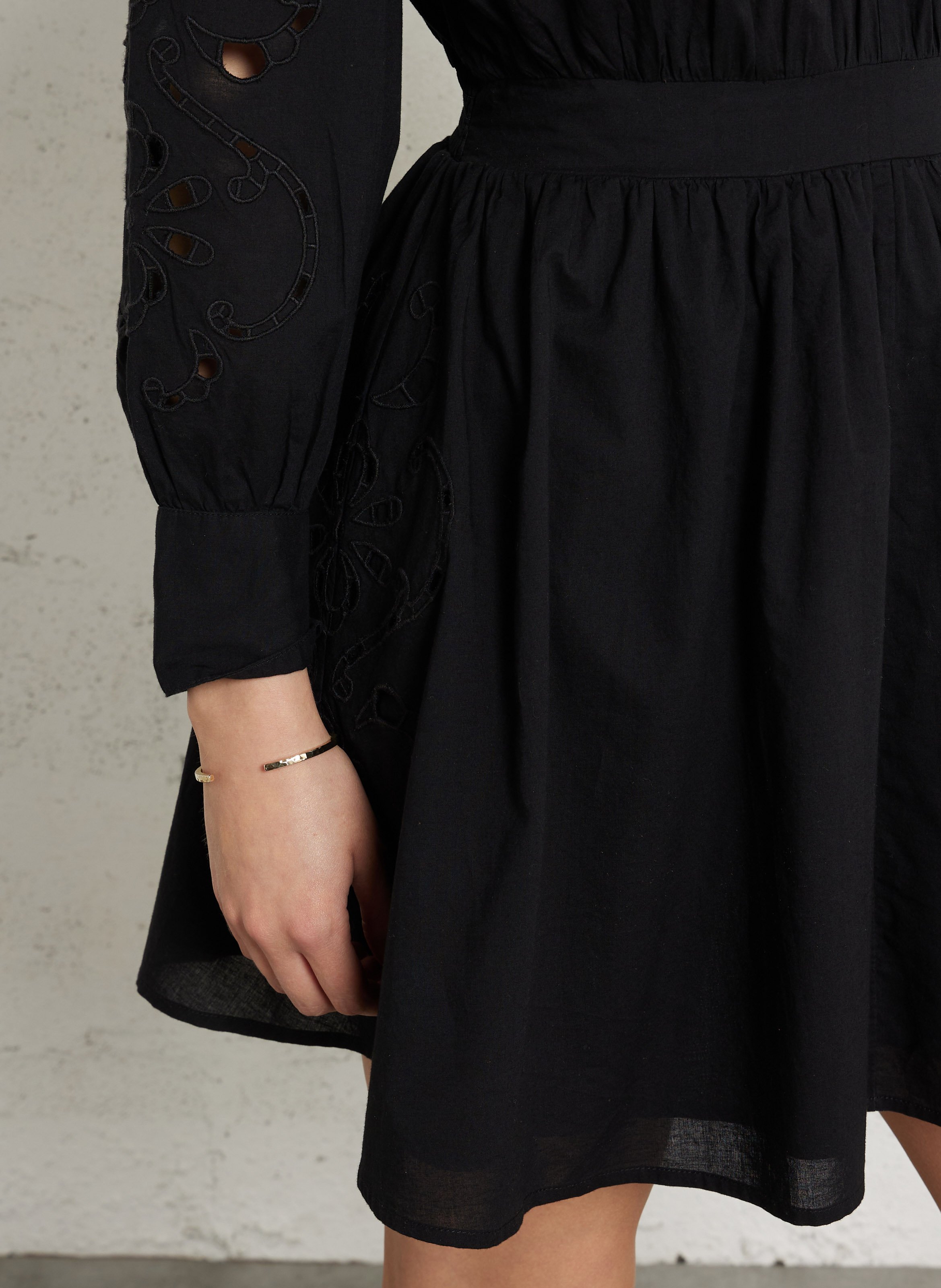 Robe courte brodée manches longues IKKS Noir