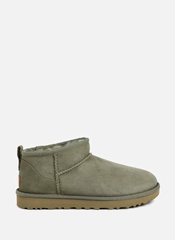 Classic ultra mini UGG ankle boots