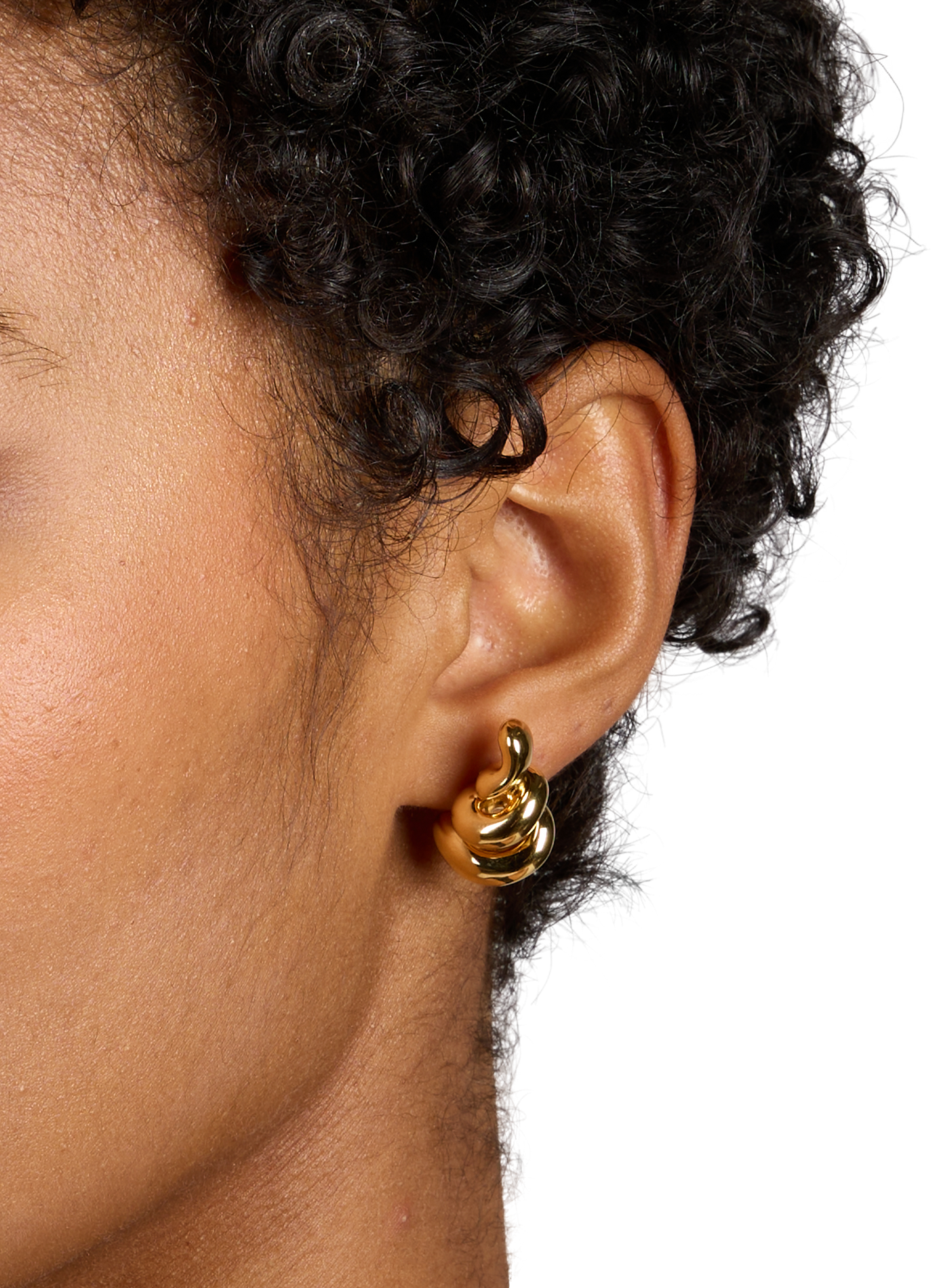 Boucles d'oreille Coil Crawler en argent MARIA BLACK Doré