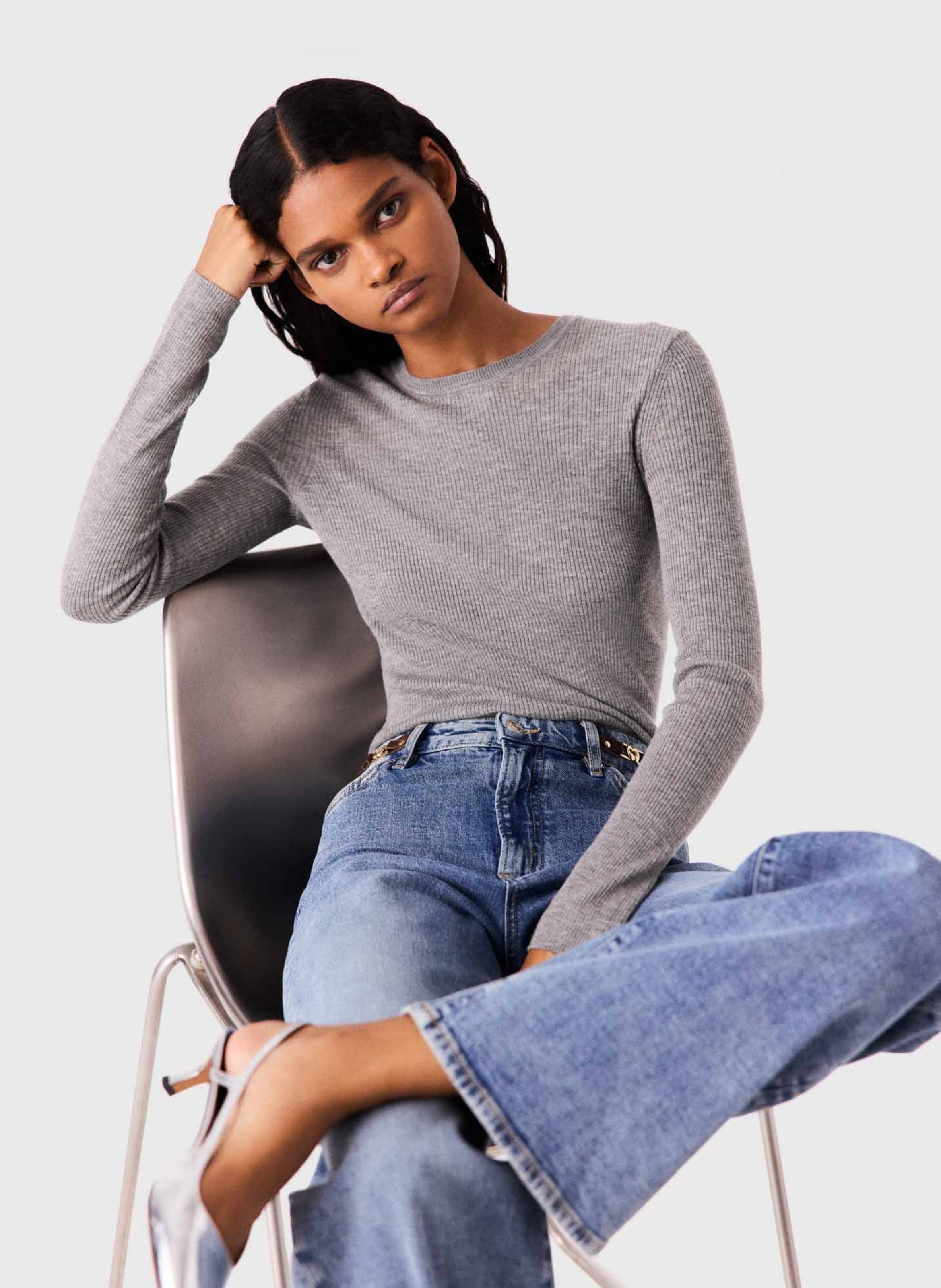 Pull moulant en laine et soie MAJE Gris