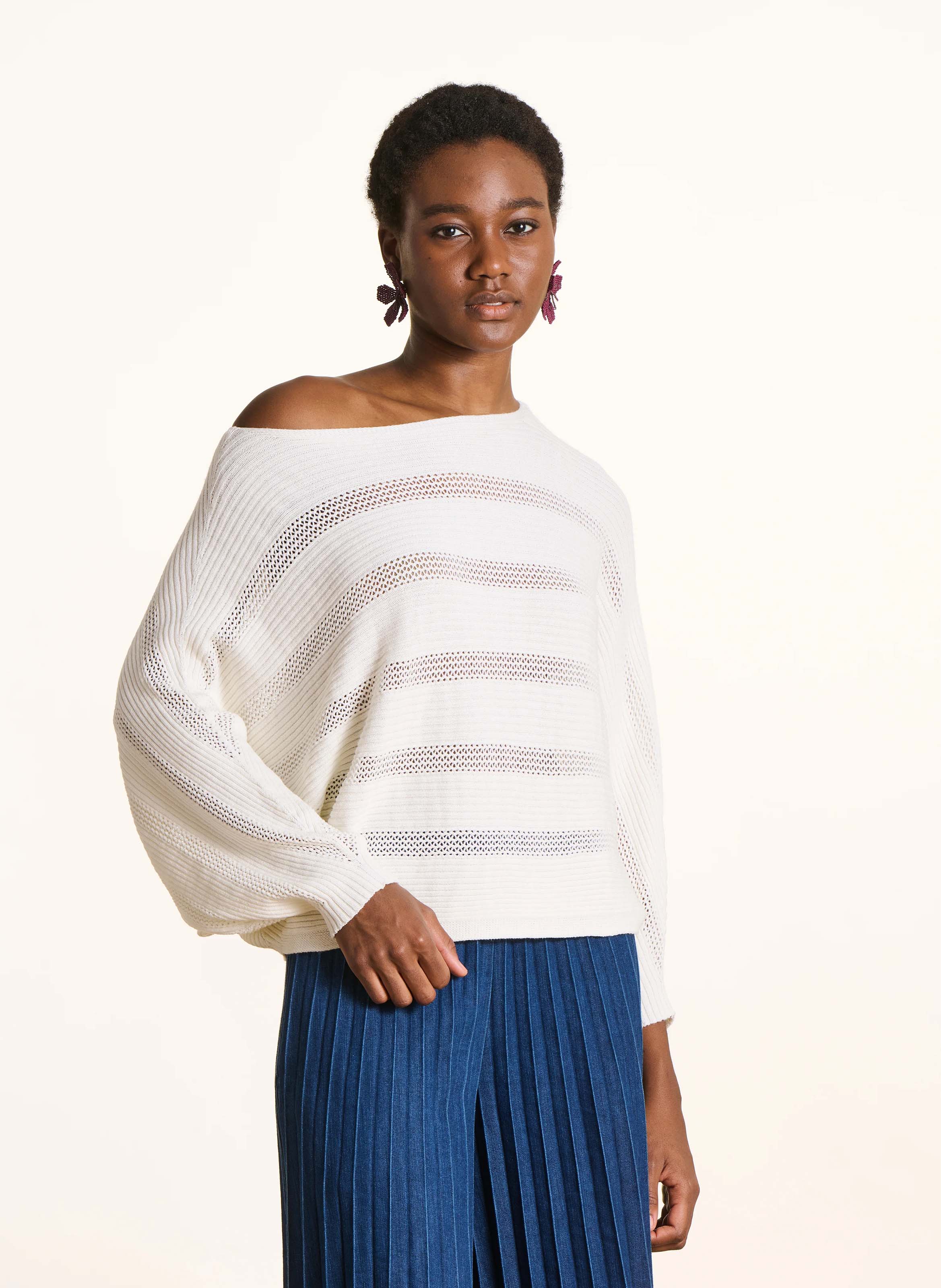 Korte trui met cape-effect in effen breisel LA FEE MARABOUTEE Wit