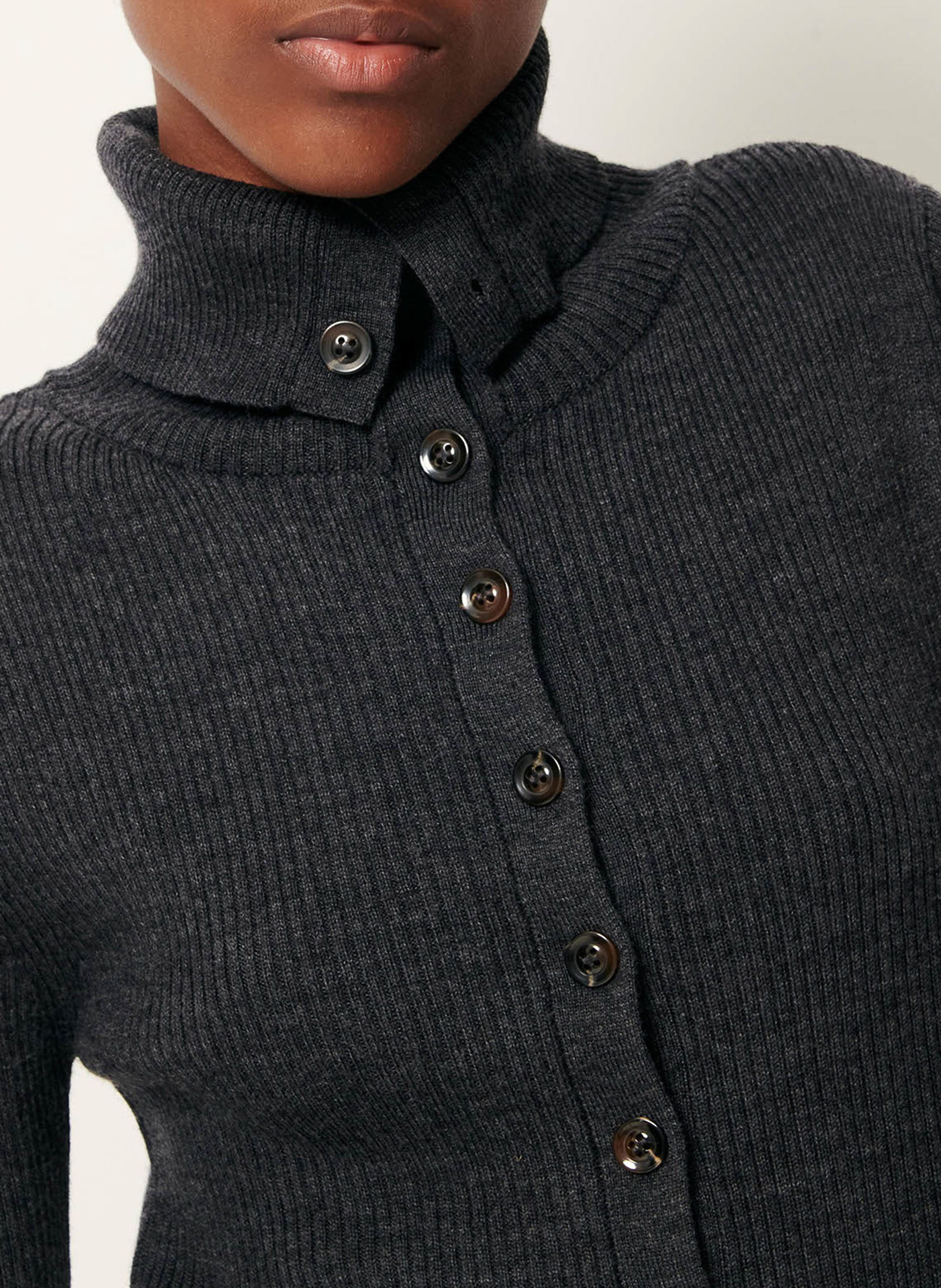 Robe longue col montant en laine mérinos côtelée shimalong SESSUN Gris