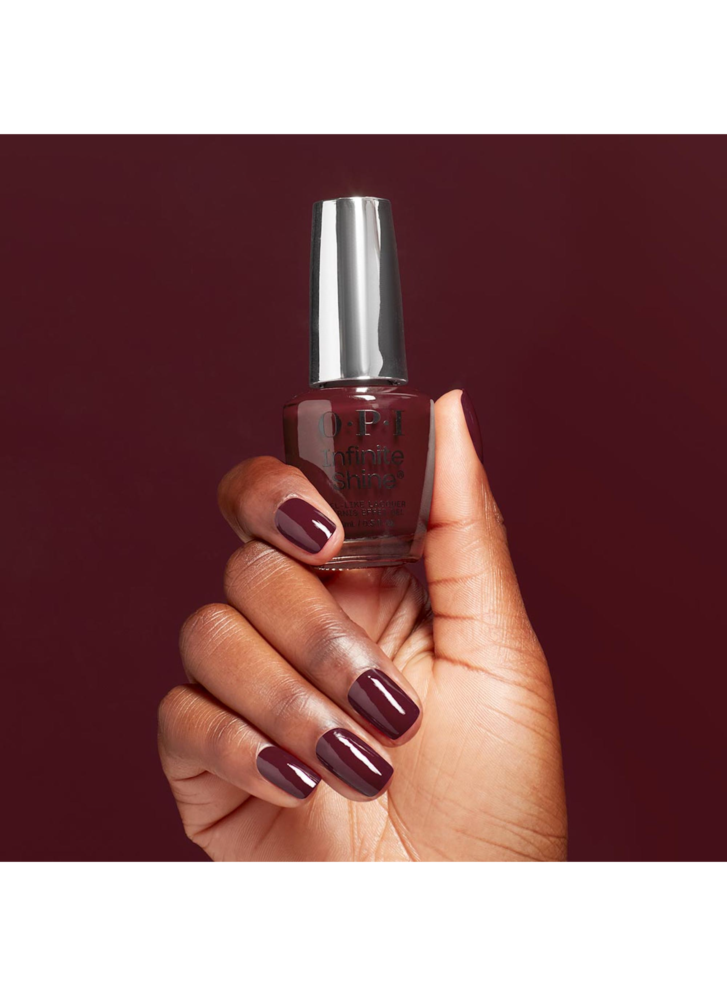 Raisin the Bar
Infinite Shine
Long-lasting gel effect nail polish OPI Violet