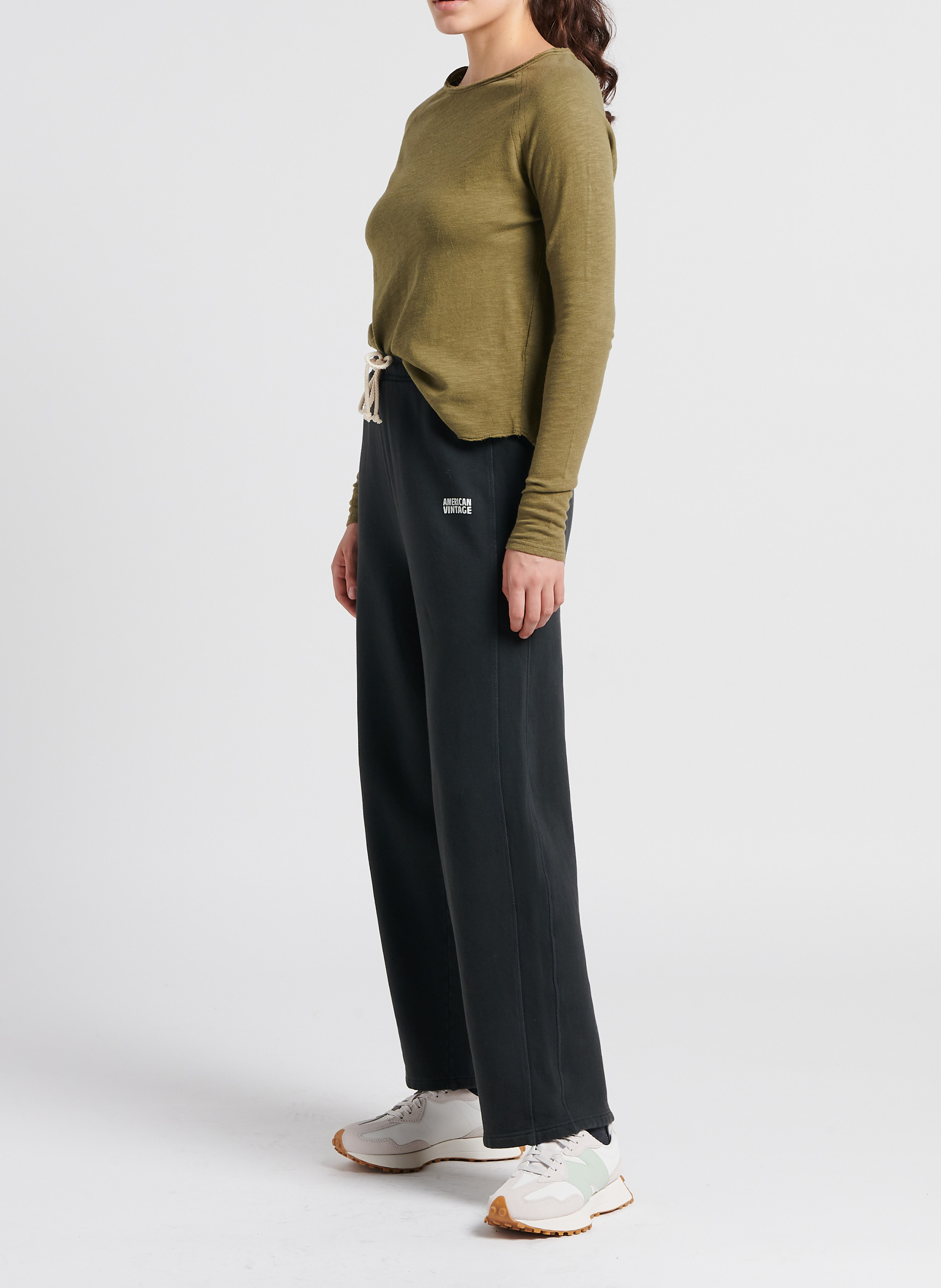 Pantalon jogging en coton mélangé izubird AMERICAN VINTAGE Noir
