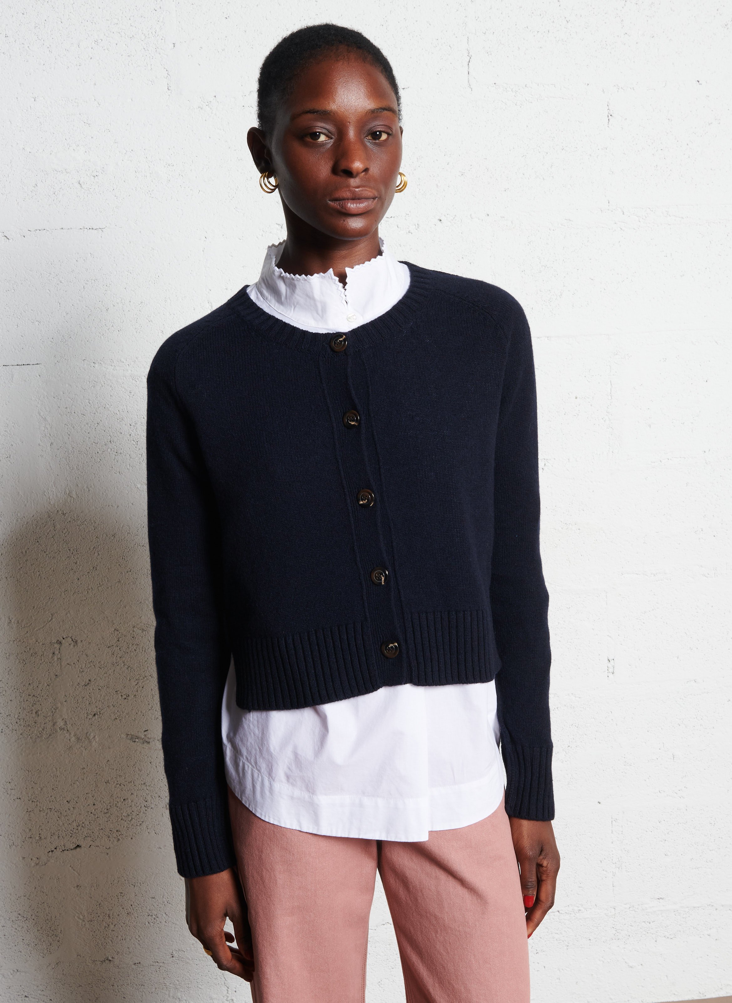 Cardigan col rond droit en laine virginia SOEUR Bleu