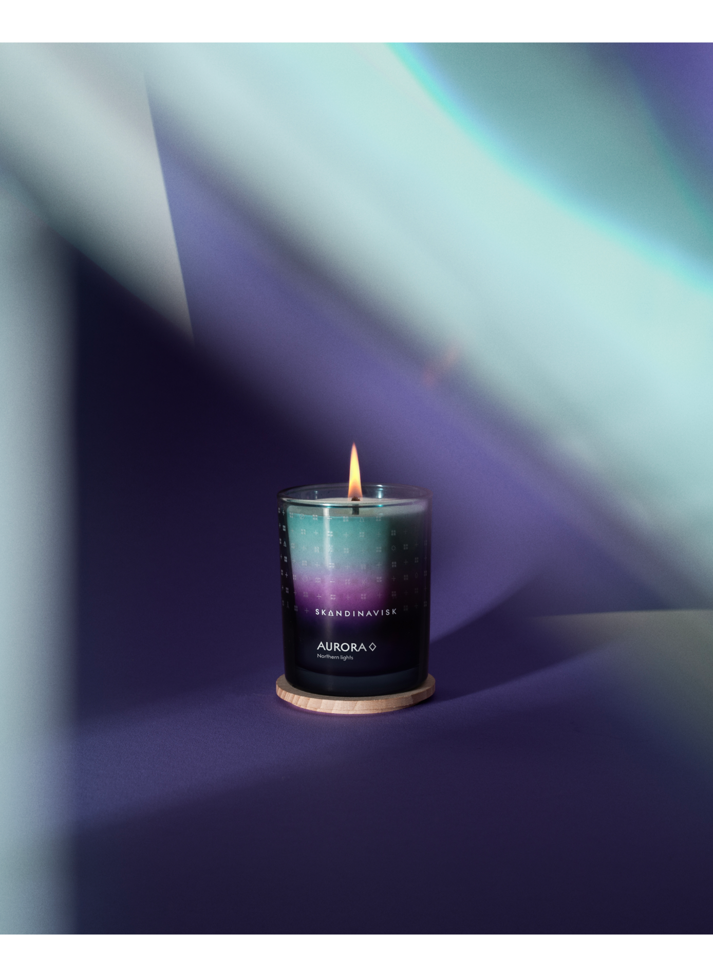 Duftkerze Aurora 200g SKANDINAVISK Blau