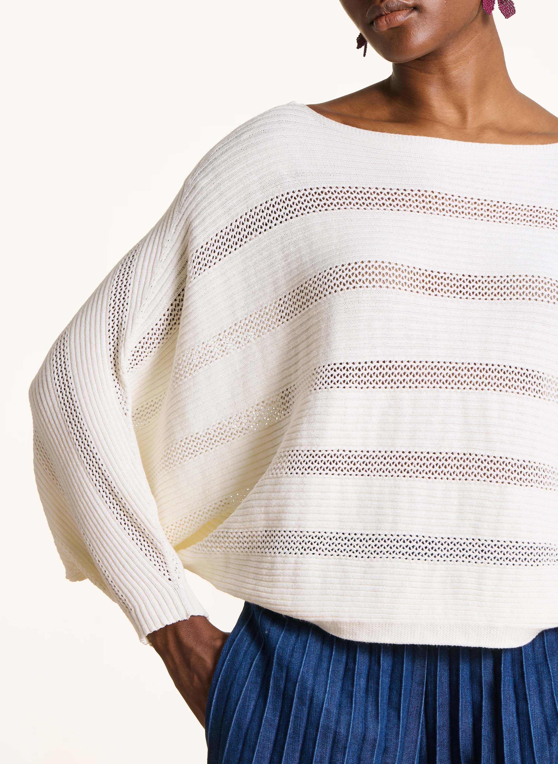 Korte trui met cape-effect in effen breisel LA FEE MARABOUTEE Wit