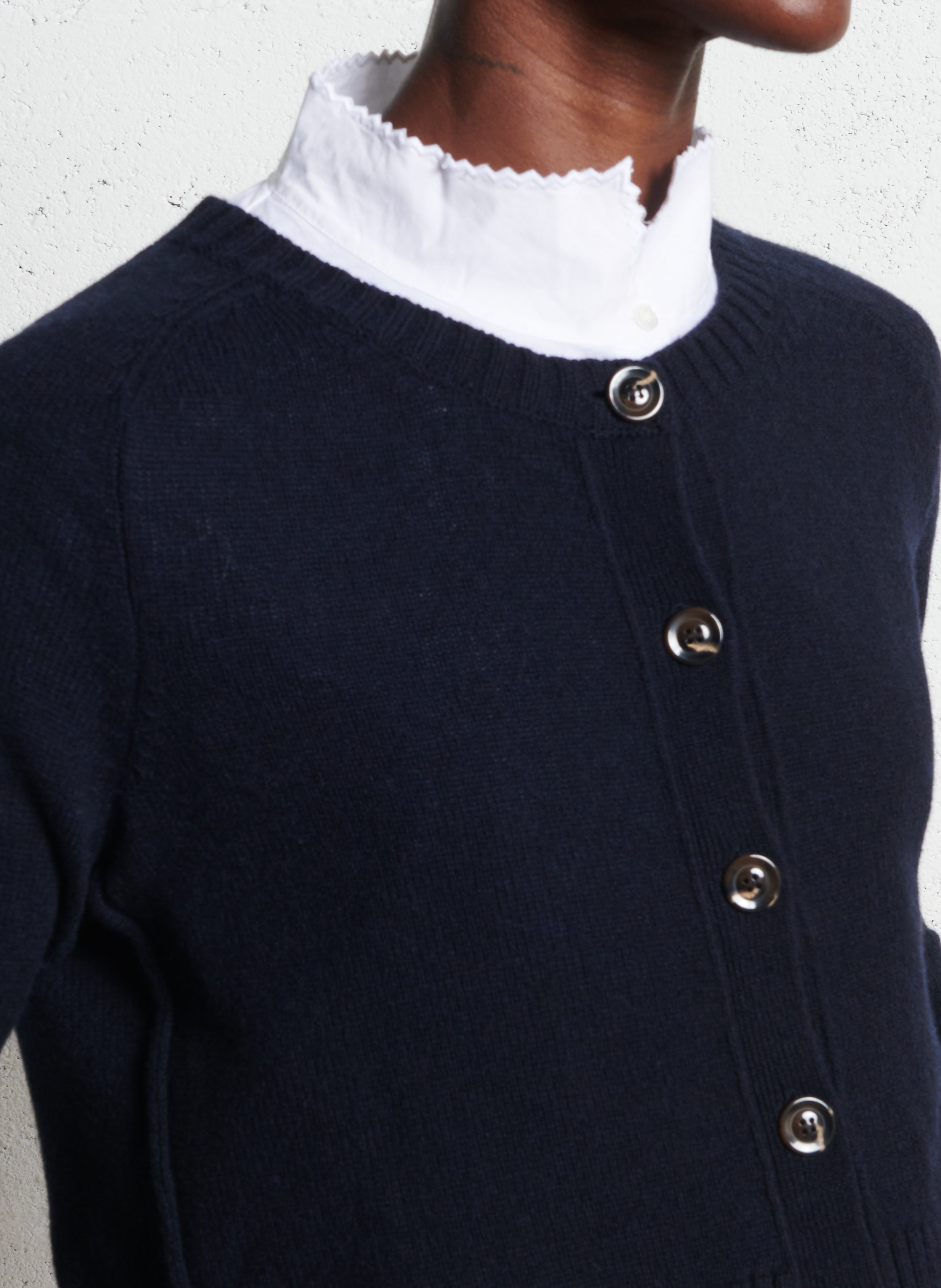Cardigan col rond droit en laine virginia SOEUR Bleu