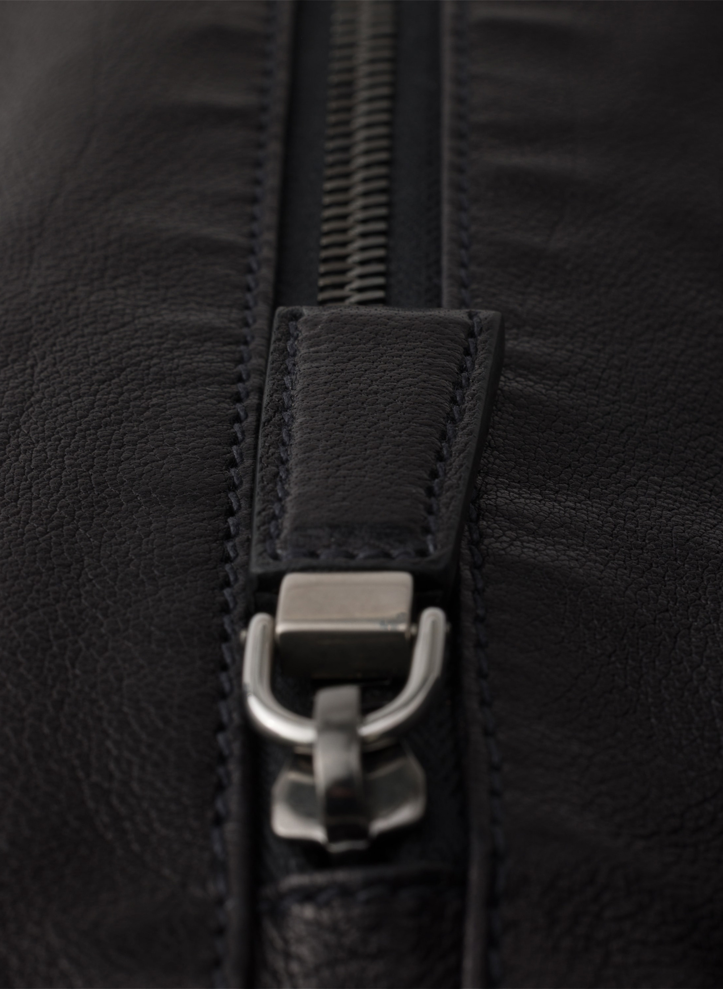 Sac en cuir prada explore PRADA Noir