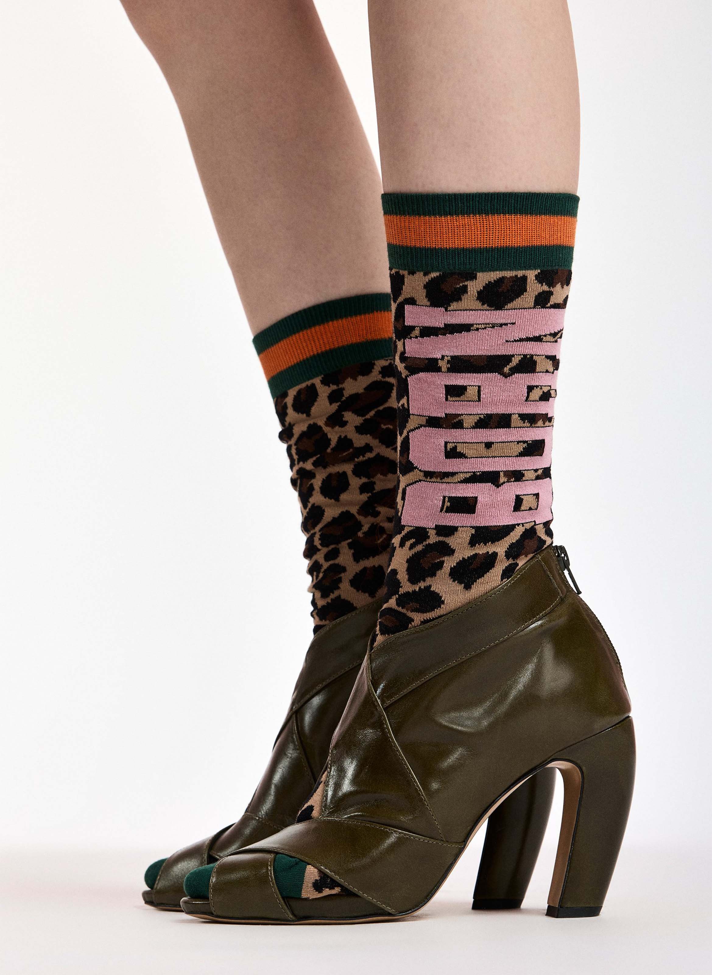 Chaussettes en coton mélangé imprimées keast ESSENTIEL ANTWERP Marron