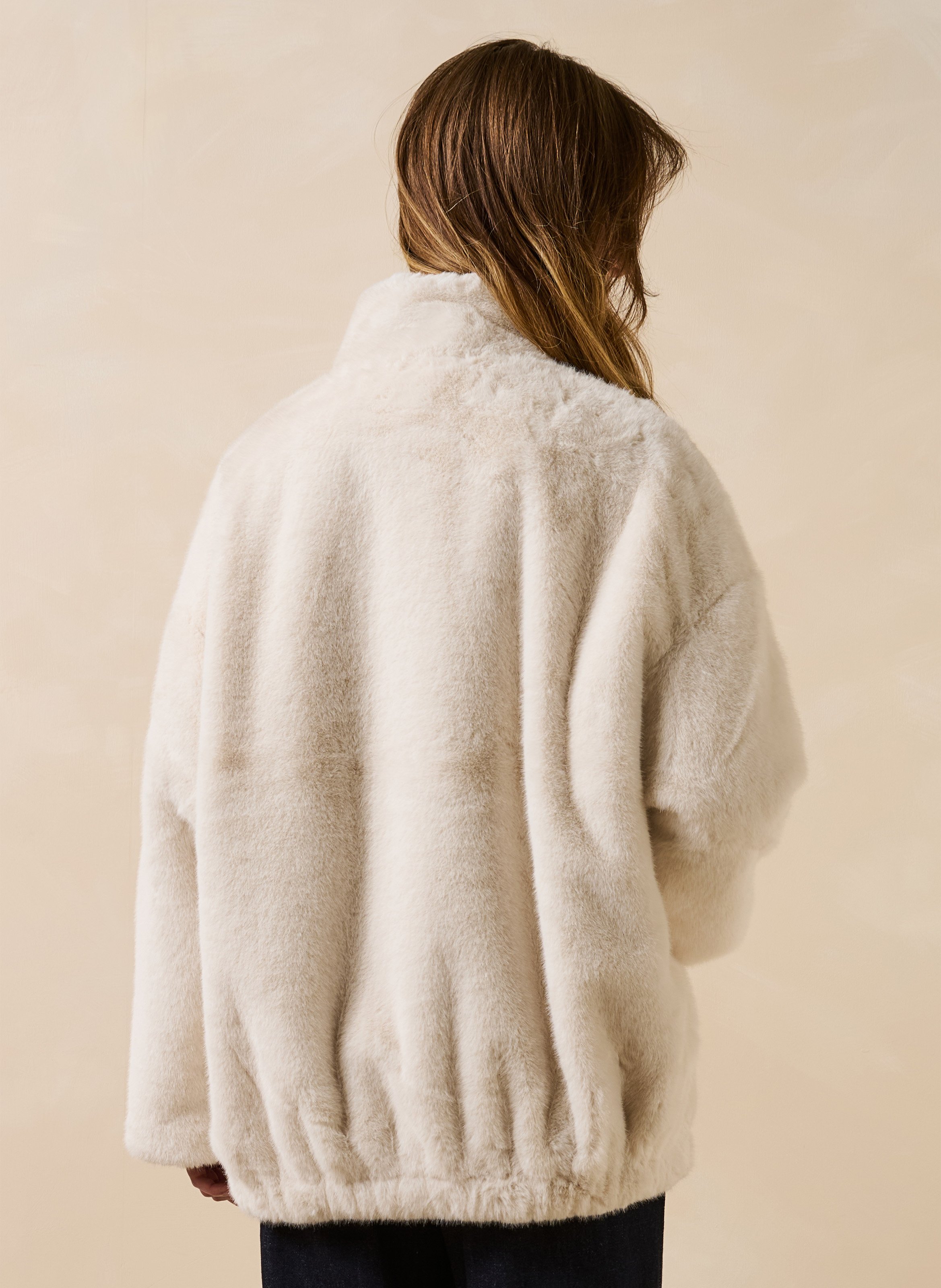 Jas van imitatiebont LA FEE MARABOUTEE Beige