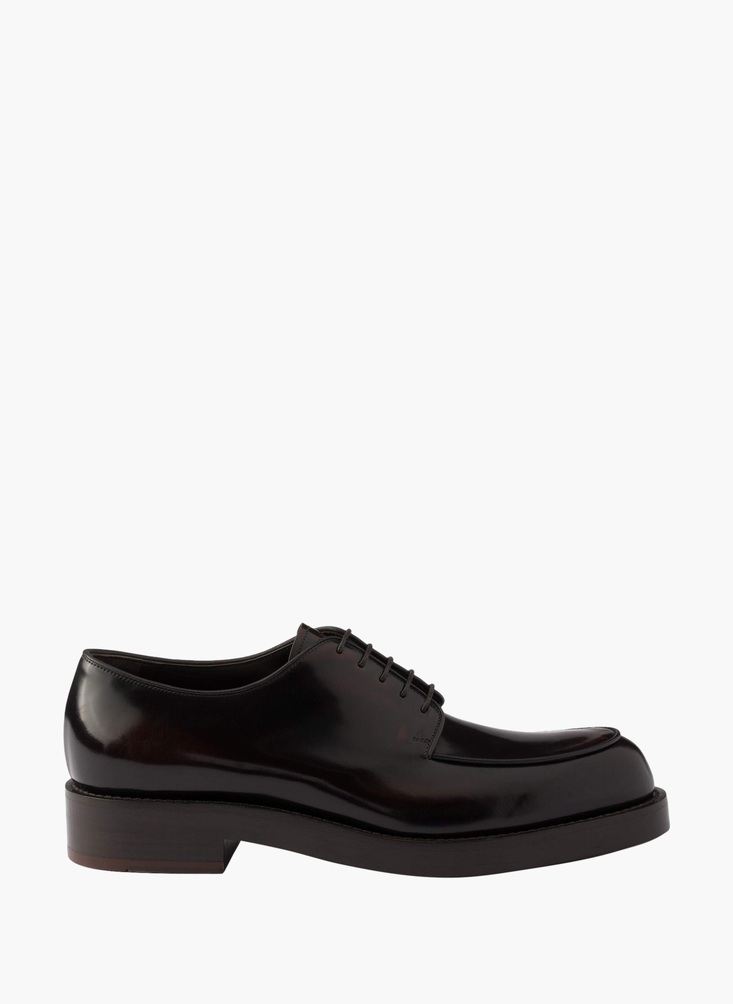 Derbies en cuir brossé PRADA Marron