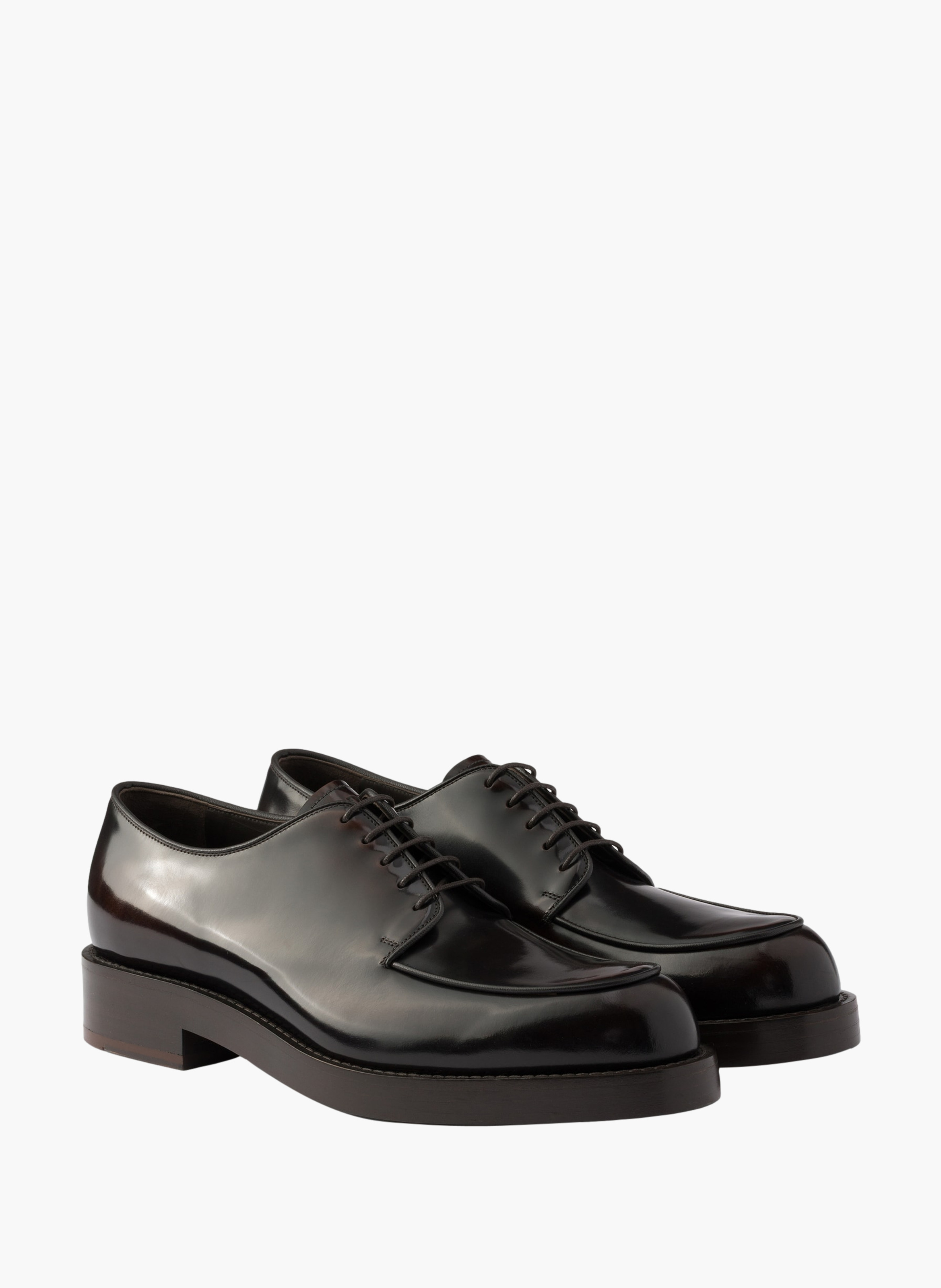 Derbies en cuir brossé PRADA Marron