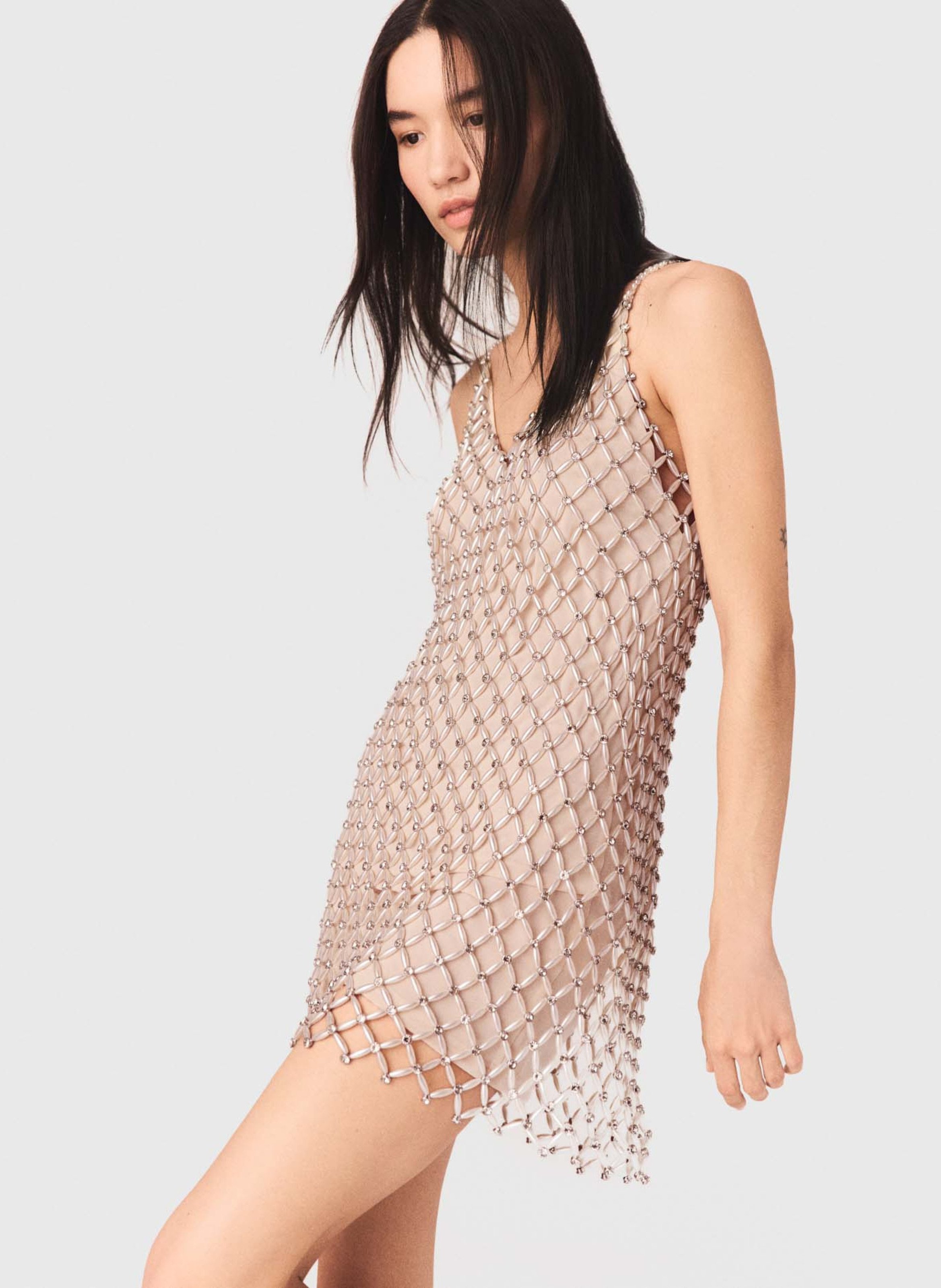 Robe courte col v à strass MAJE Beige