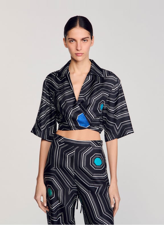Chemise ajustée en soie imprimée Noir by SANDRO SANDRO Chemise ajustée en soie imprimée Noir