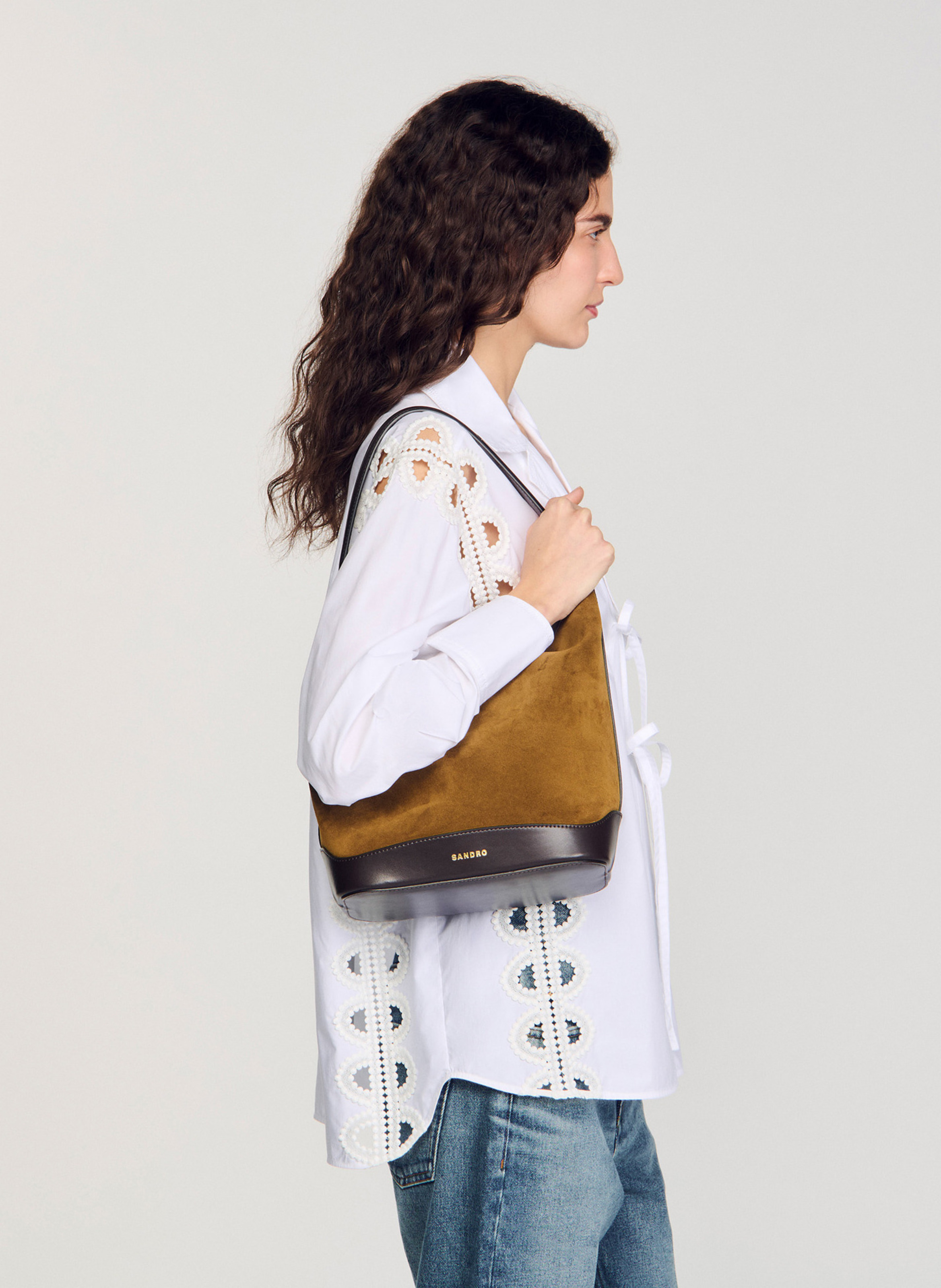 Sac seau bandoulière en cuir velours tangoso SANDRO Marron