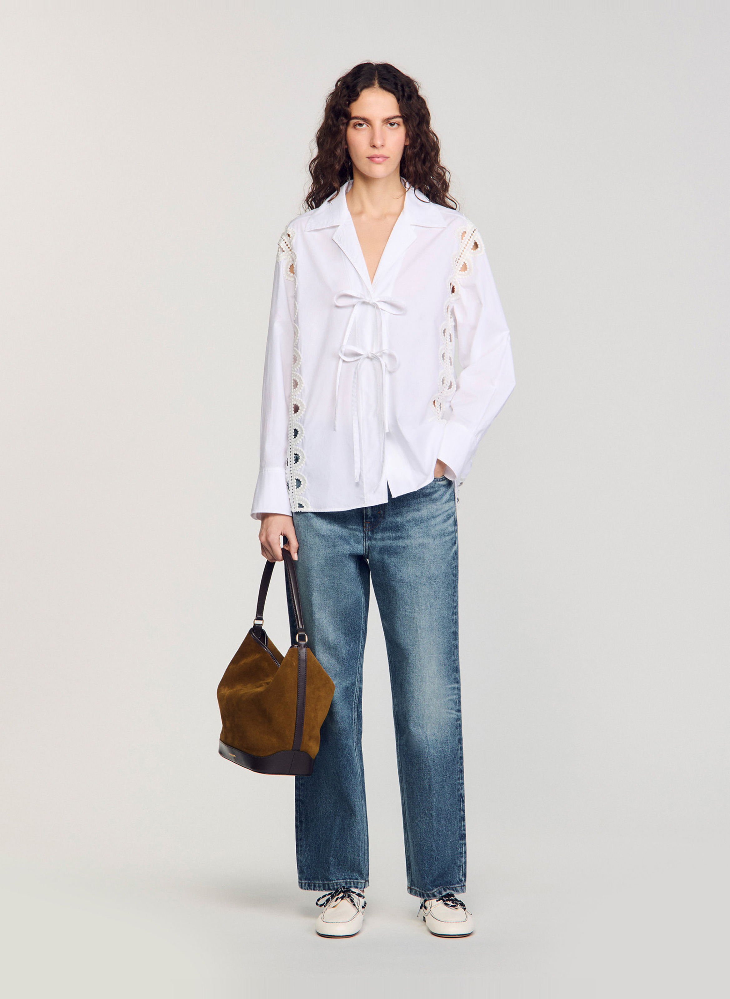 Sac seau bandoulière en cuir velours tangoso SANDRO Marron