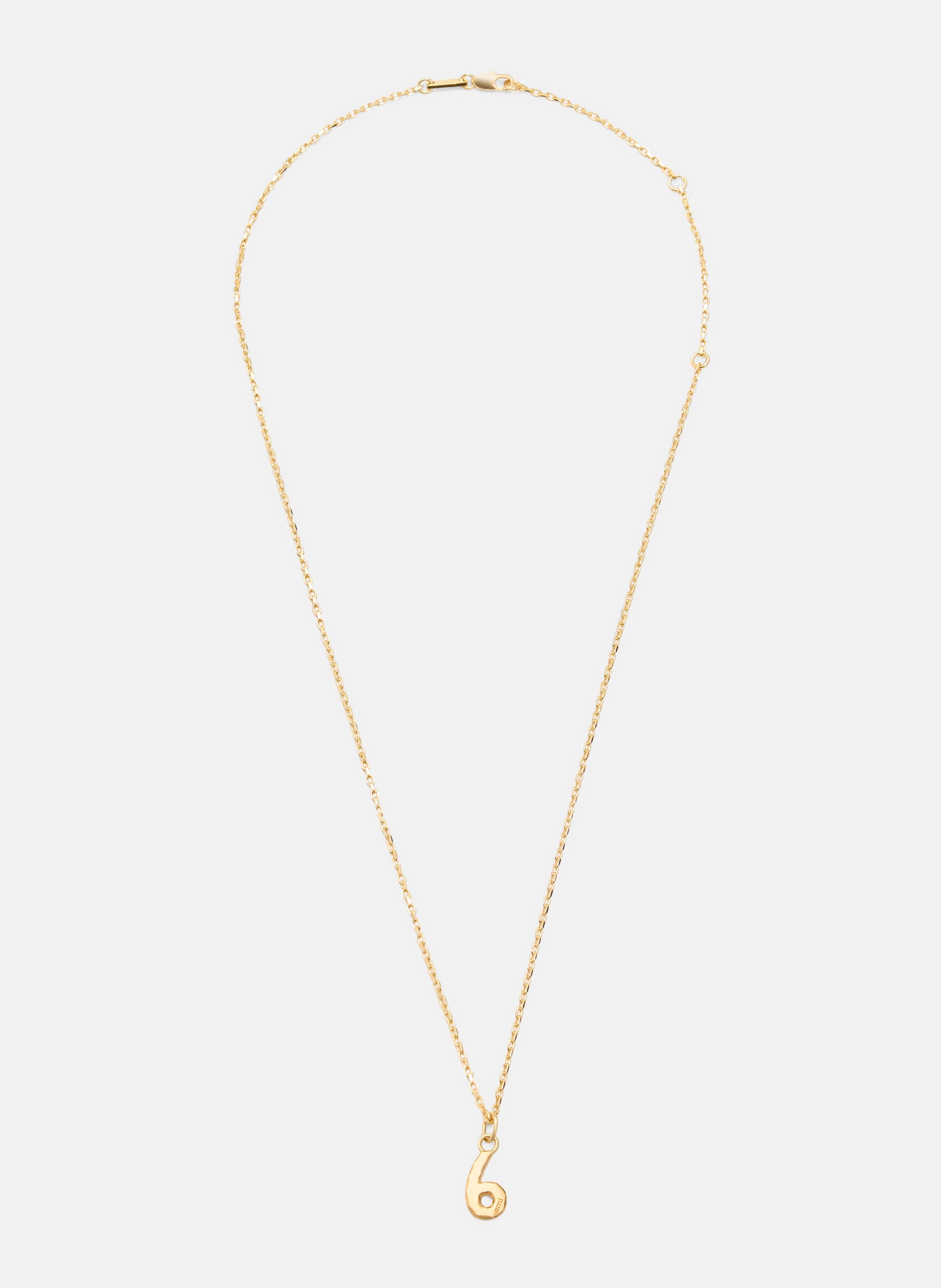 Collier martelé doré pendentif "6" unisexe en laiton AMI PARIS Jaune