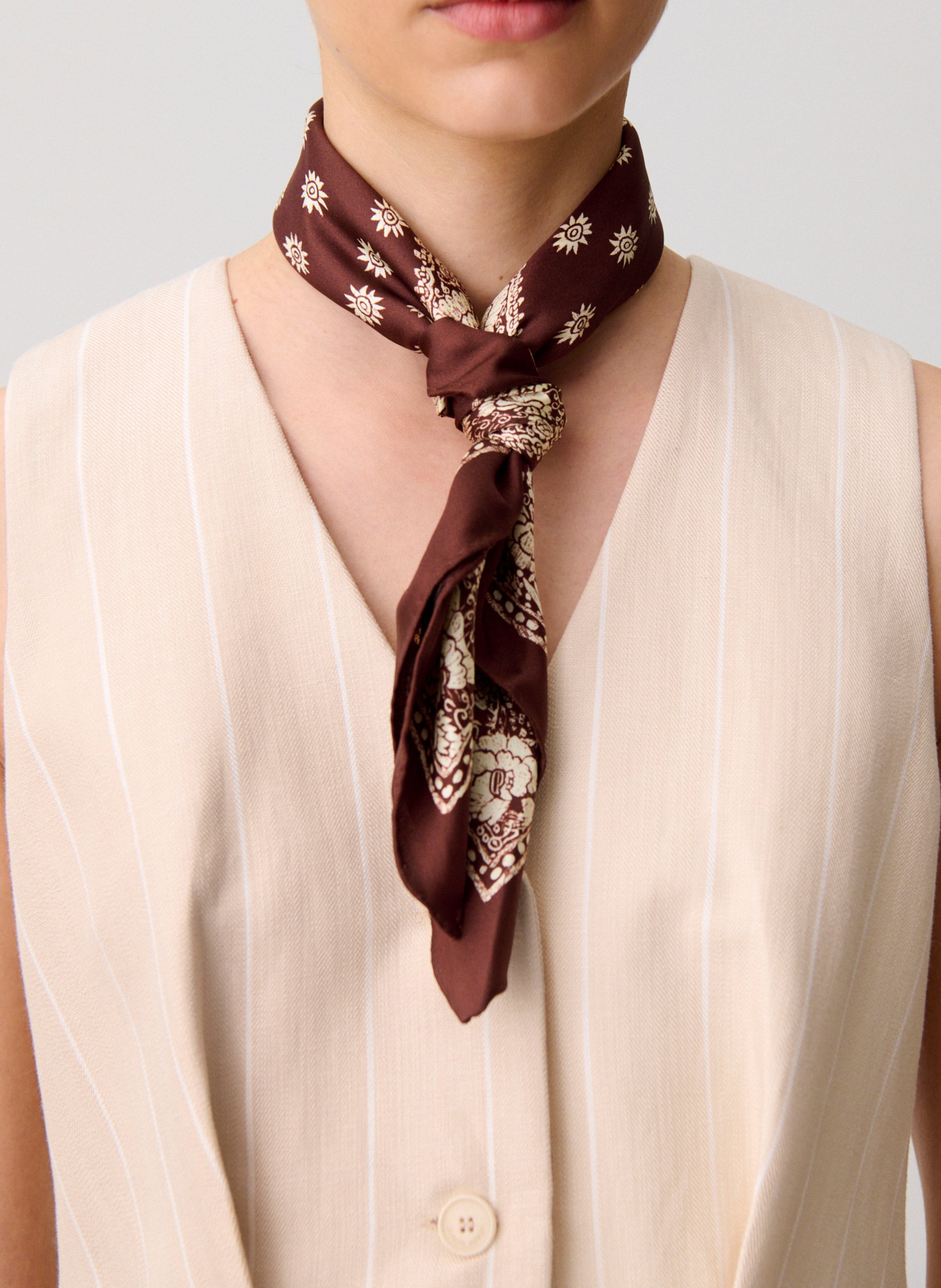 Carré imprimé en soie CLAUDIE PIERLOT Marron