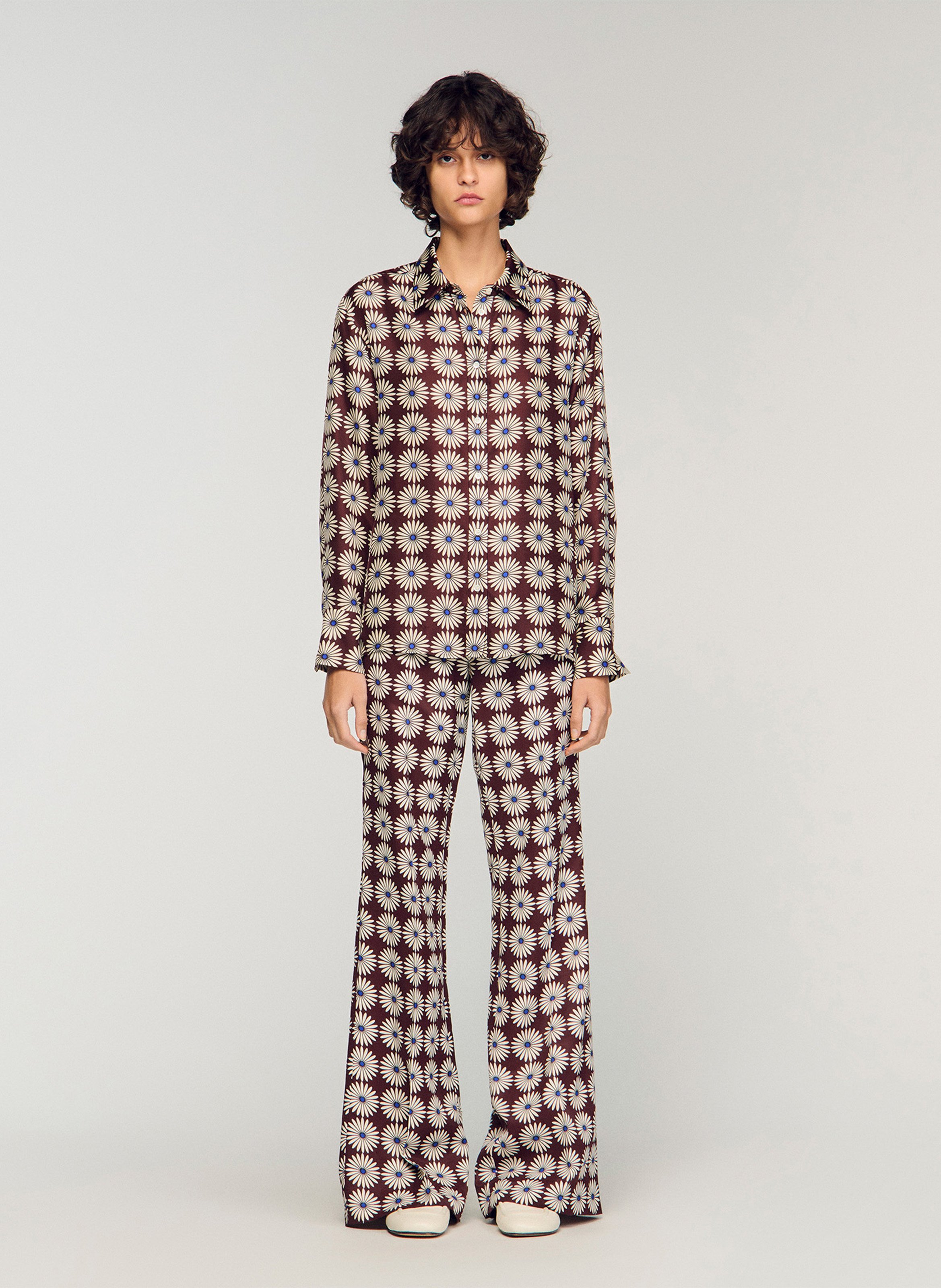 Chemise droite fleurie en soie SANDRO Marron