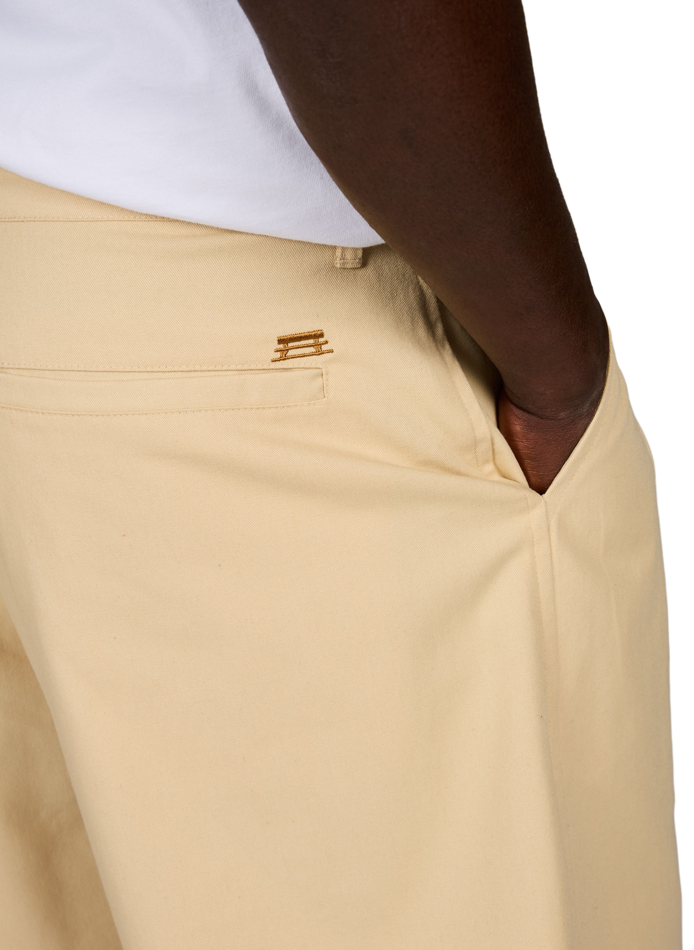 Bermuda droit chino JACKER. Beige