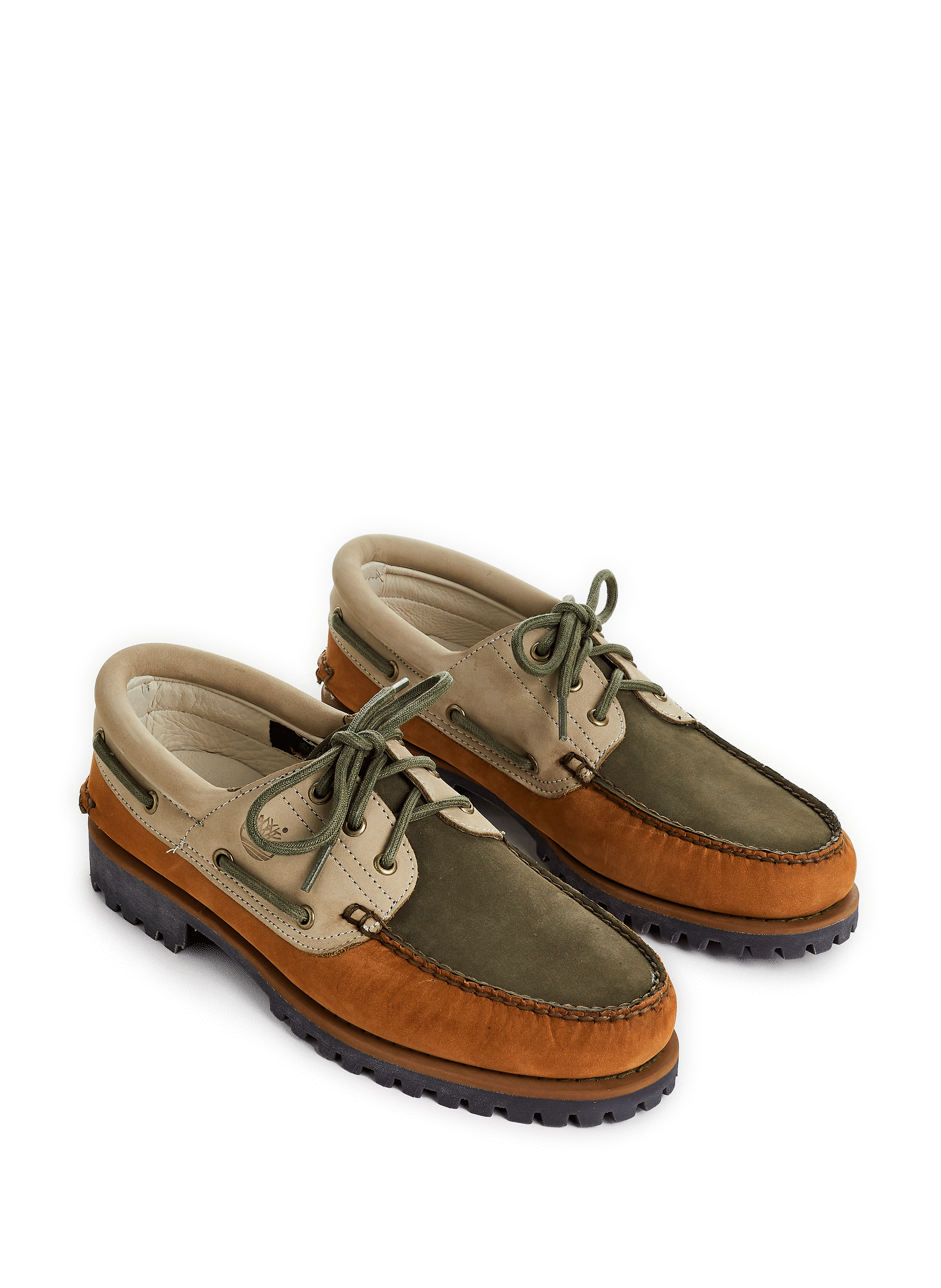 Chaussures bateau en cuir suédé