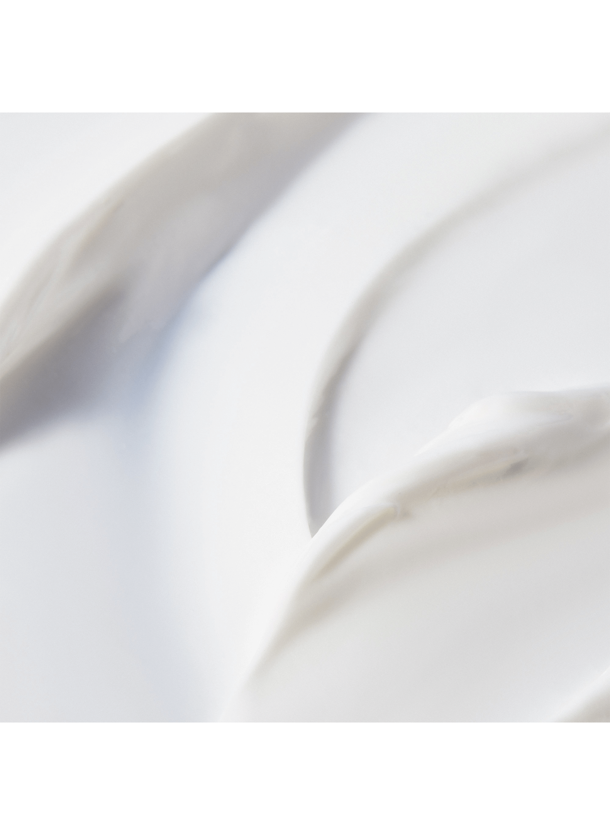 Crème fraîche de beauté® 3-en-1, Crème Hydratante 48h, Lait Démaquillant, Masque Repulpant NUXE No color