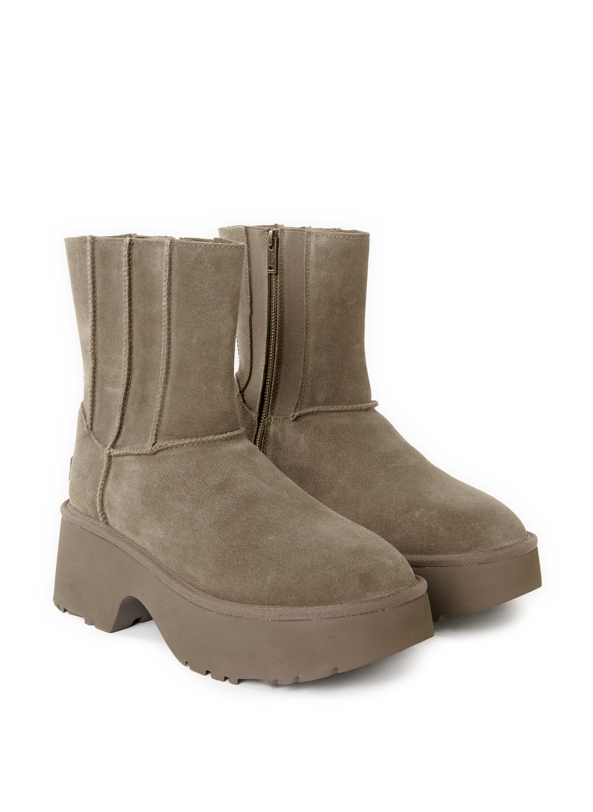Classic Twin Seam New Heights Boots UGG Green