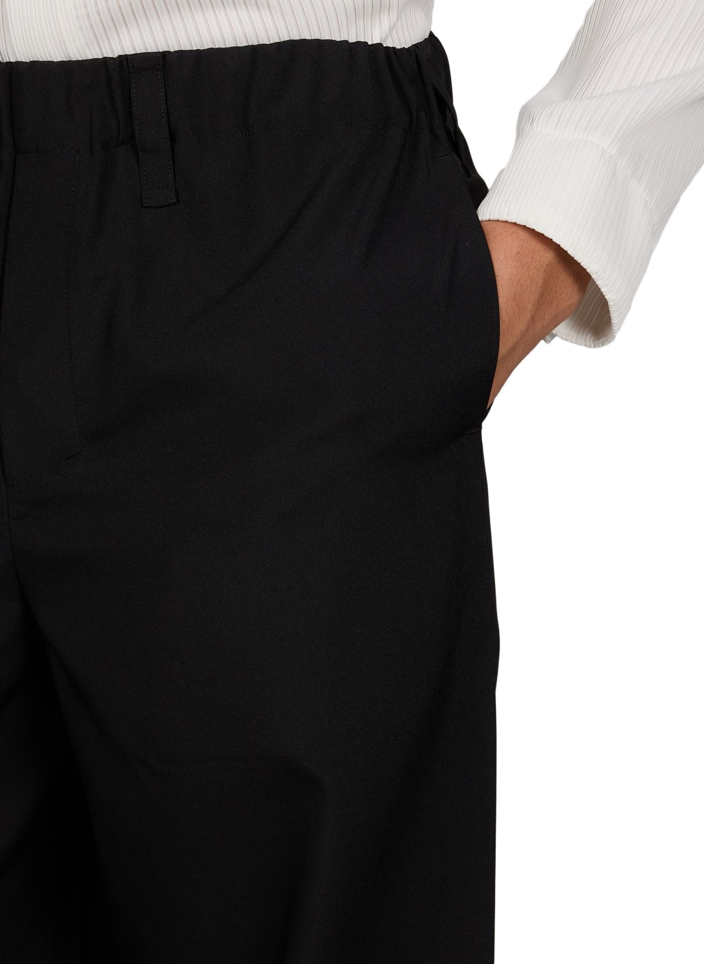 Wide-leg trousers in solid color ISSEY MIYAKE Black