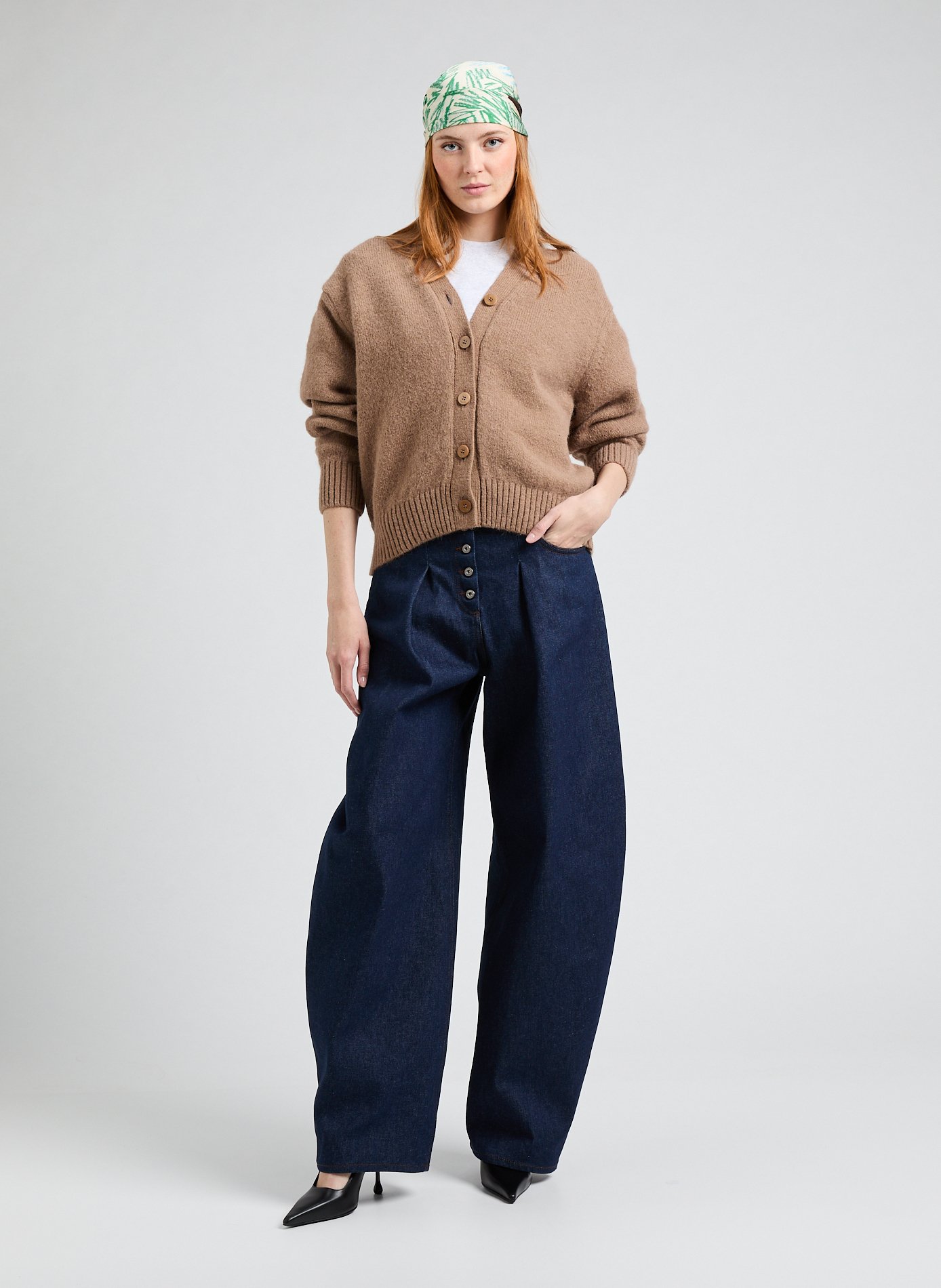 Le cardigan Jacquemus Marron