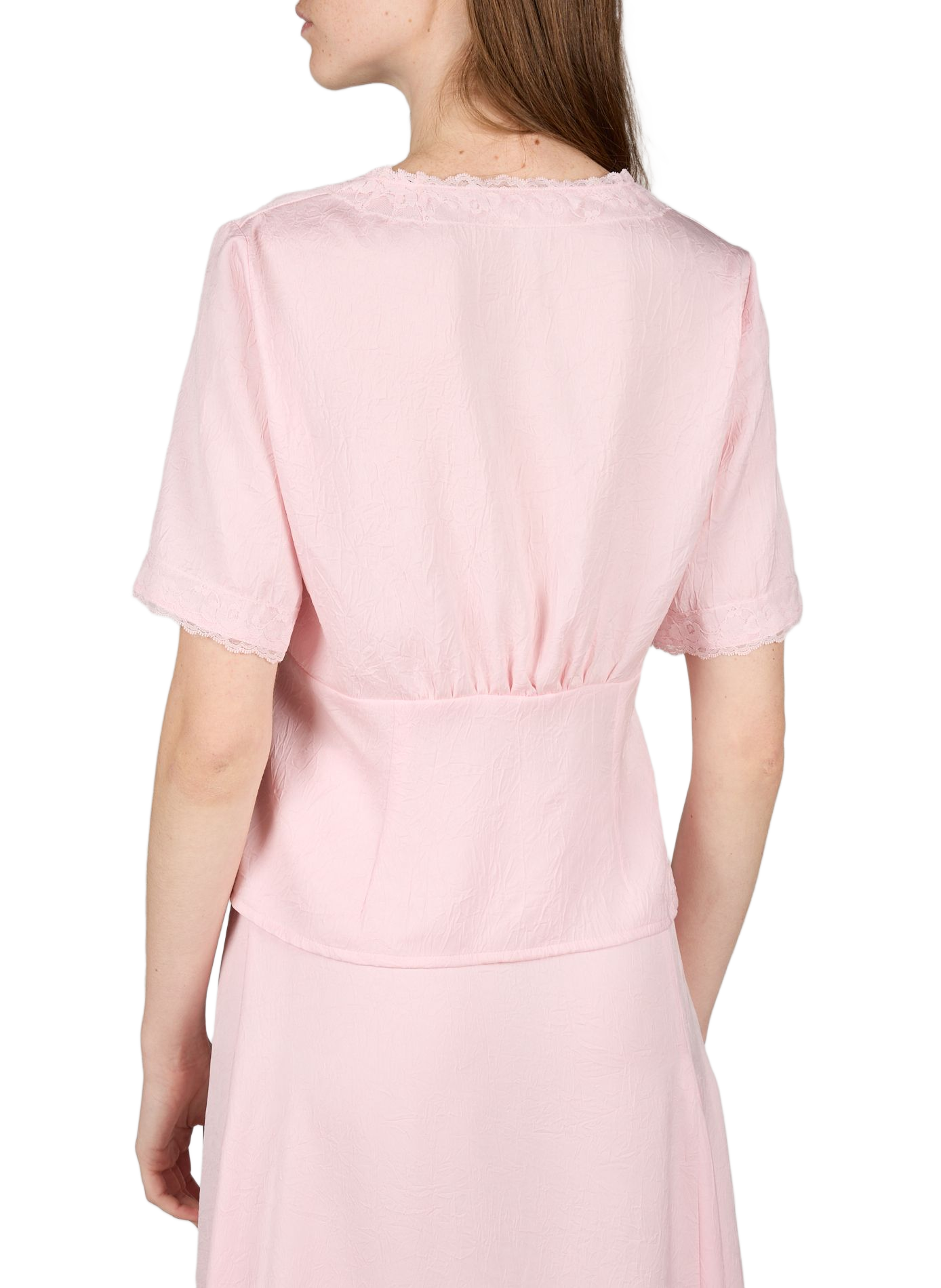 Top escote en V arrugado con detalle de encaje. BAUM UND PFERDGARTEN Rosa