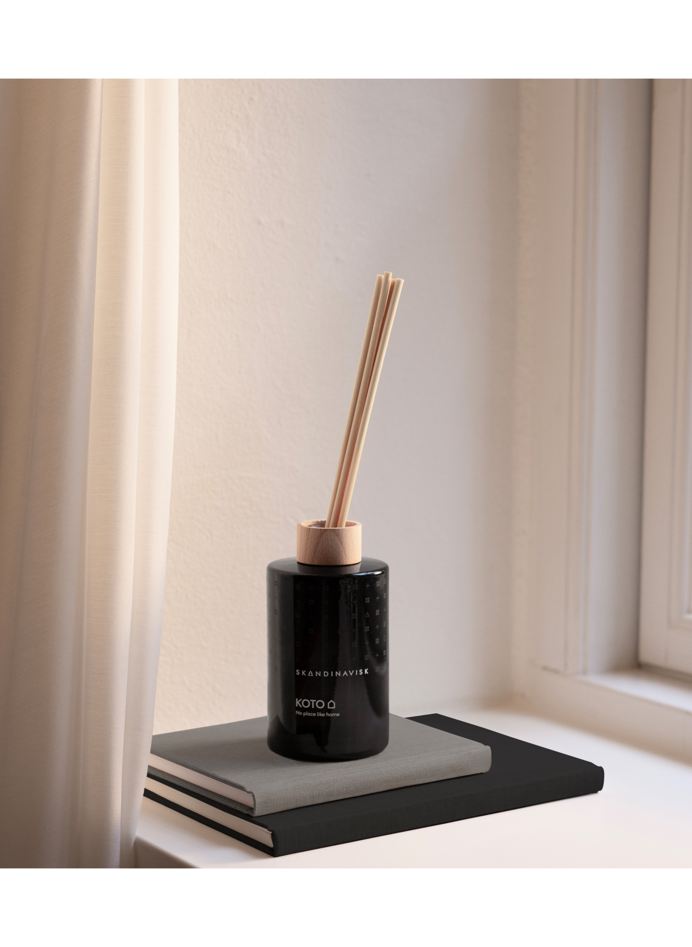 Diffuseur de parfum Koto 200ml SKANDINAVISK Noir