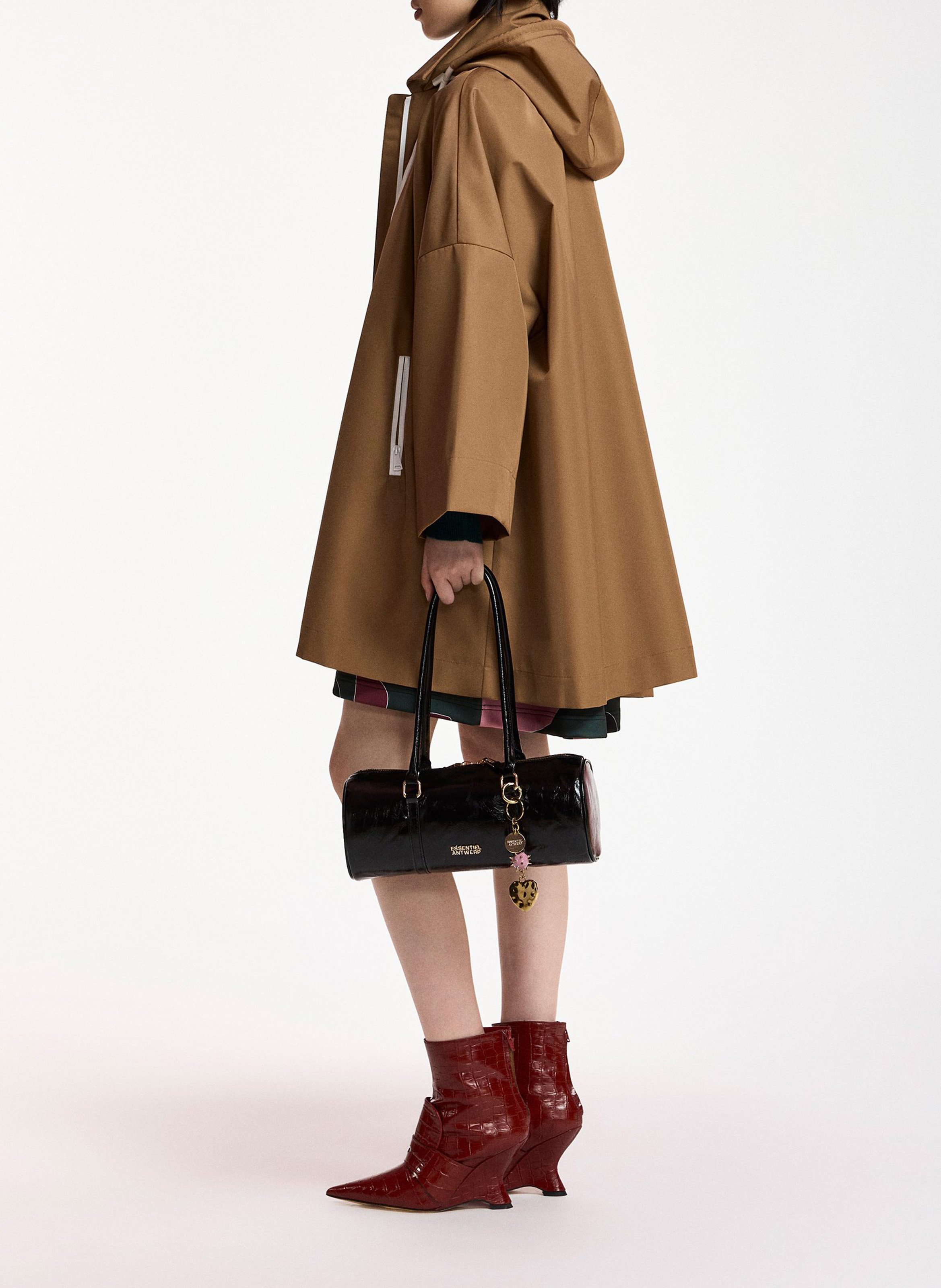 Cape oversize imperméable à capuche krimson ESSENTIEL ANTWERP Marron