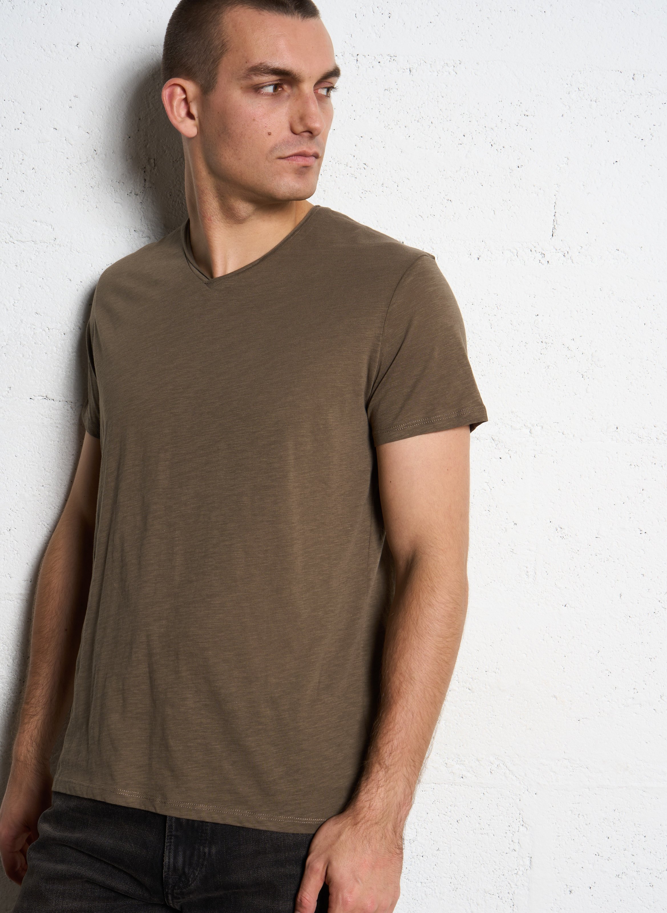 Tee-shirt col v en coton IKKS Marron