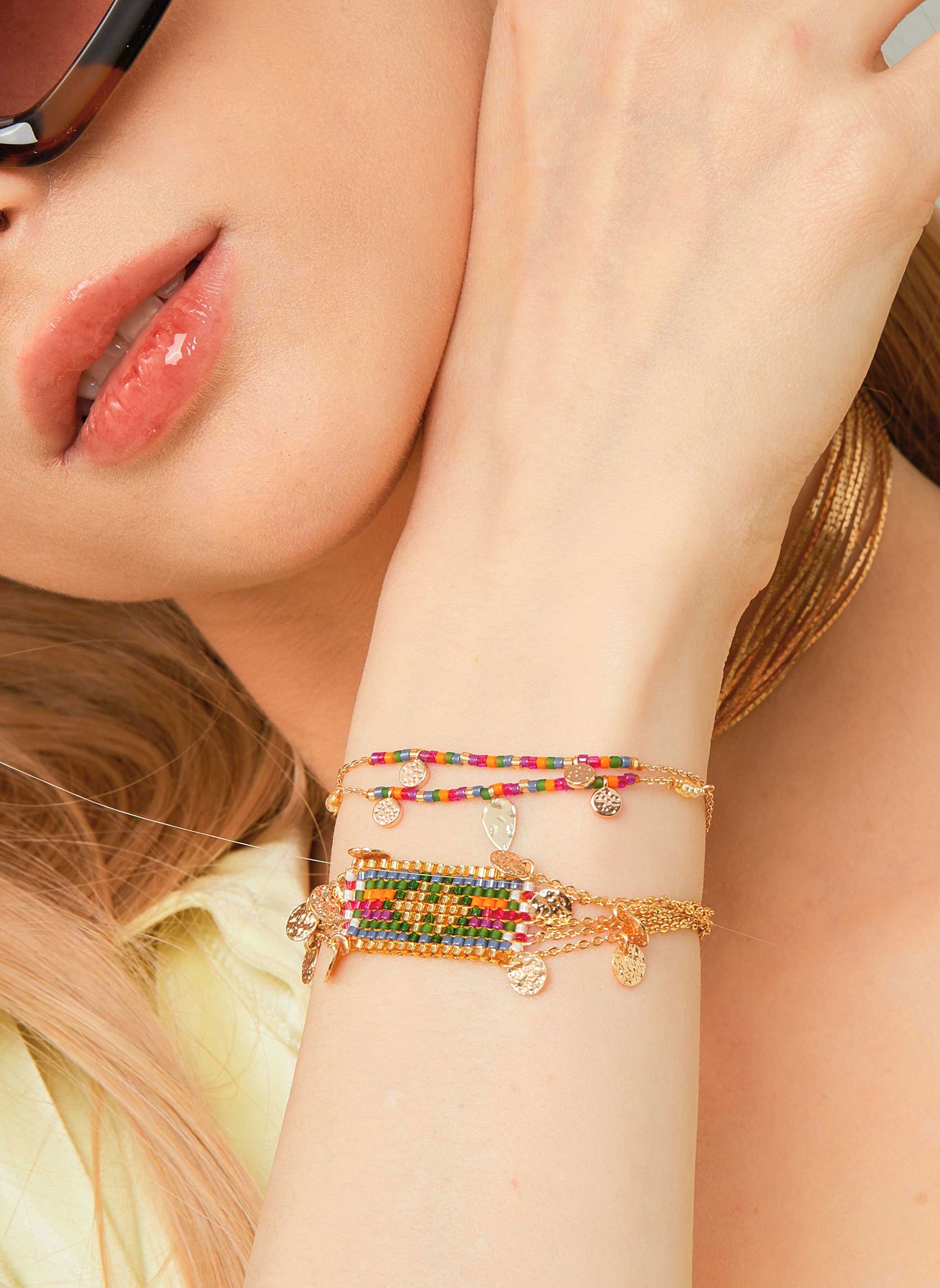 Bracelet ajustable multi-chaines hatchee HIPANEMA Doré