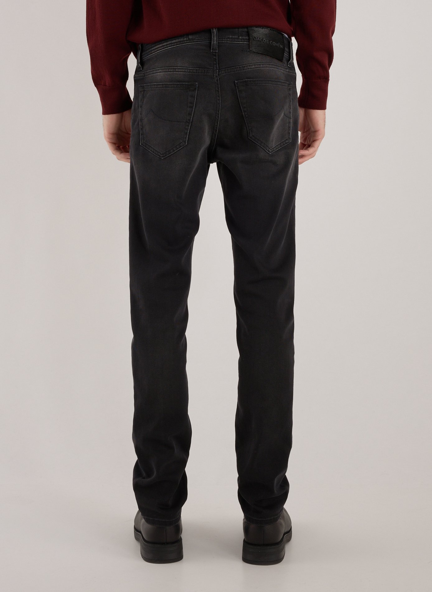 Cotton-blend slim-fit jeans JACOB COHEN Black