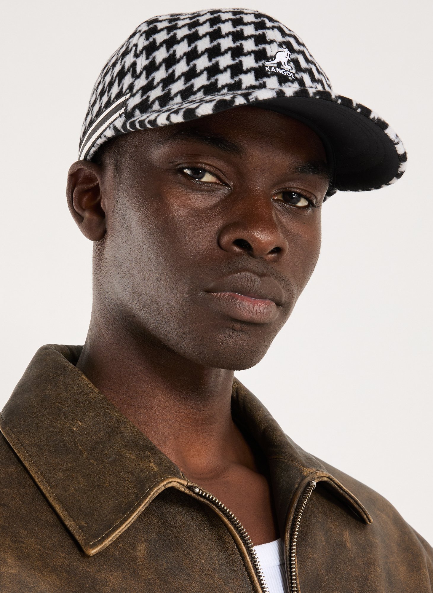 Curved adjustable visor cap KANGOL Multicolour