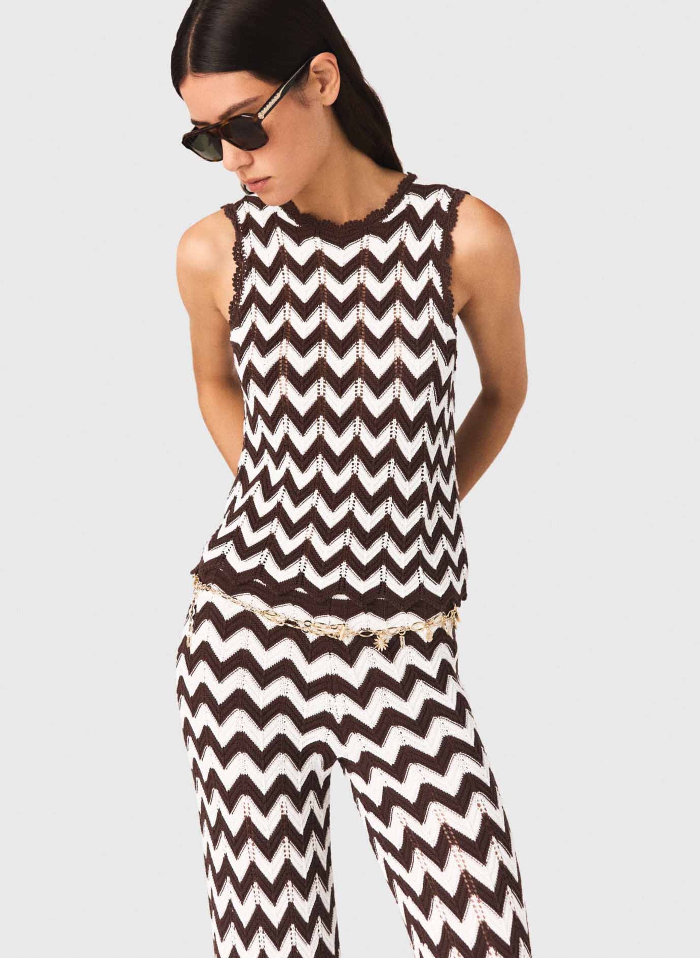 Top droit col rond en coton MAJE Marron