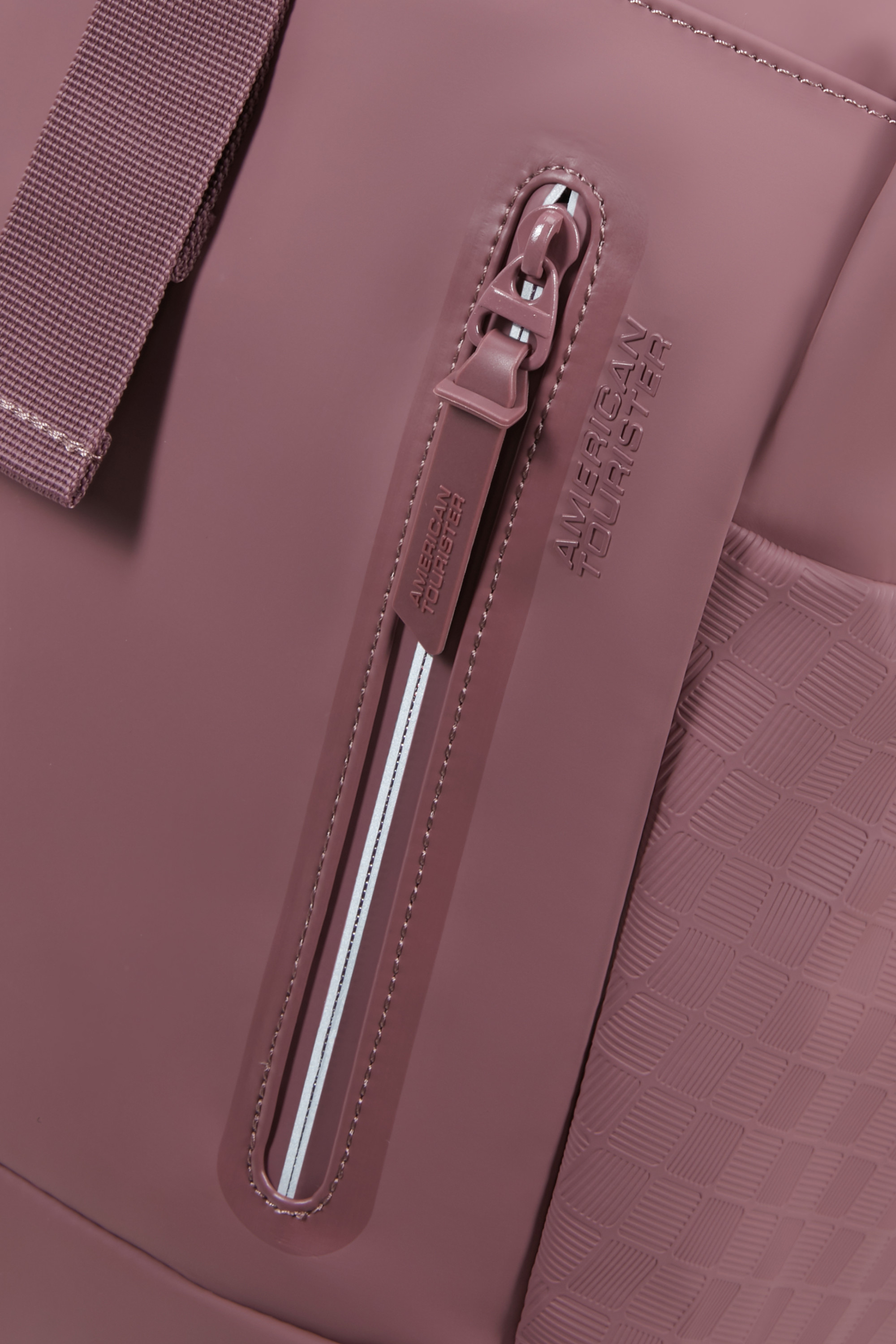 Urban tide sac à dos ordinateur AMERICAN TOURISTER Violet